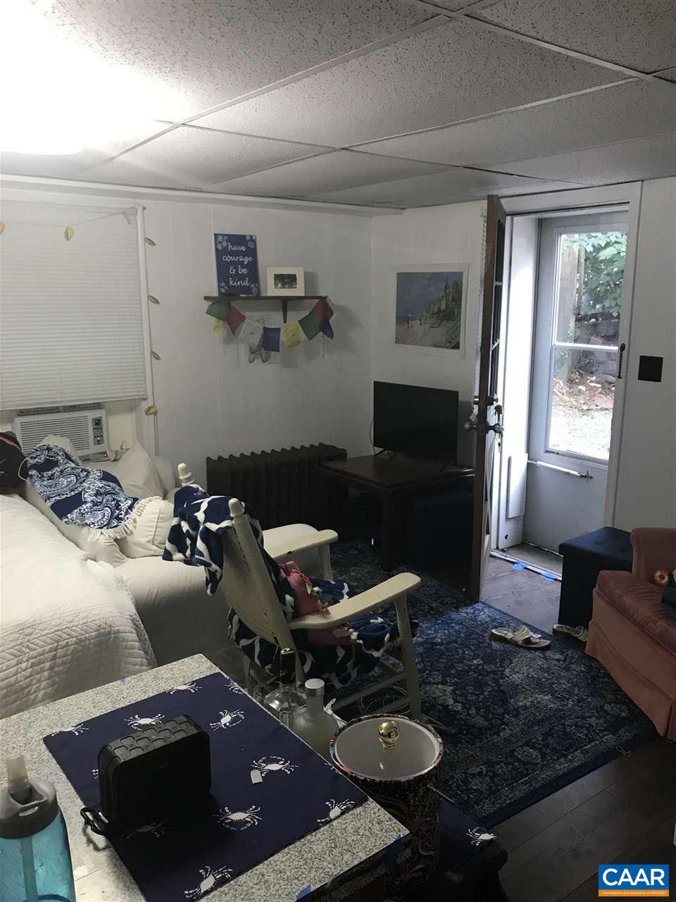 165 MADISON LN Unit: f