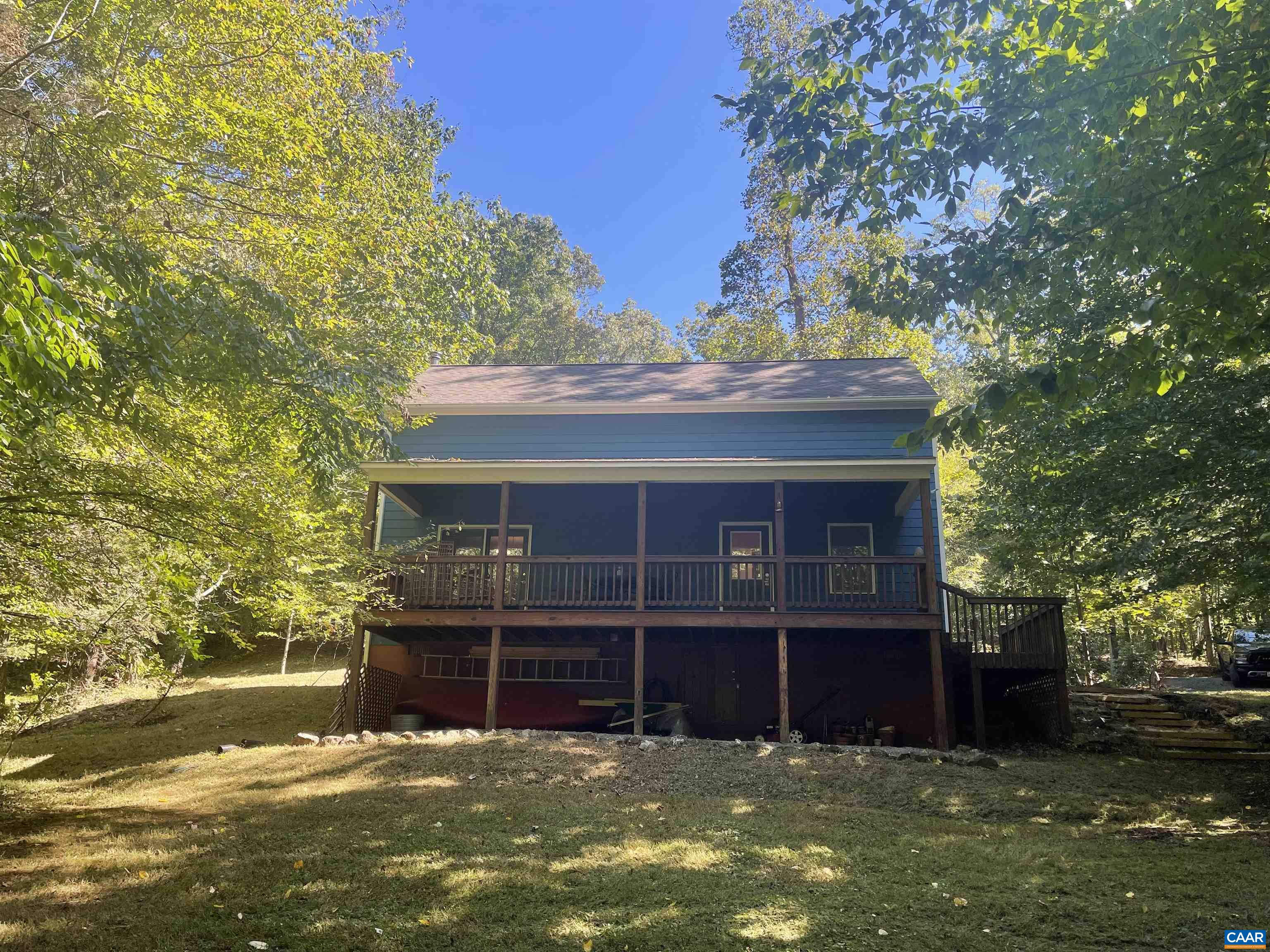 1111 HILL HOLLOW RD