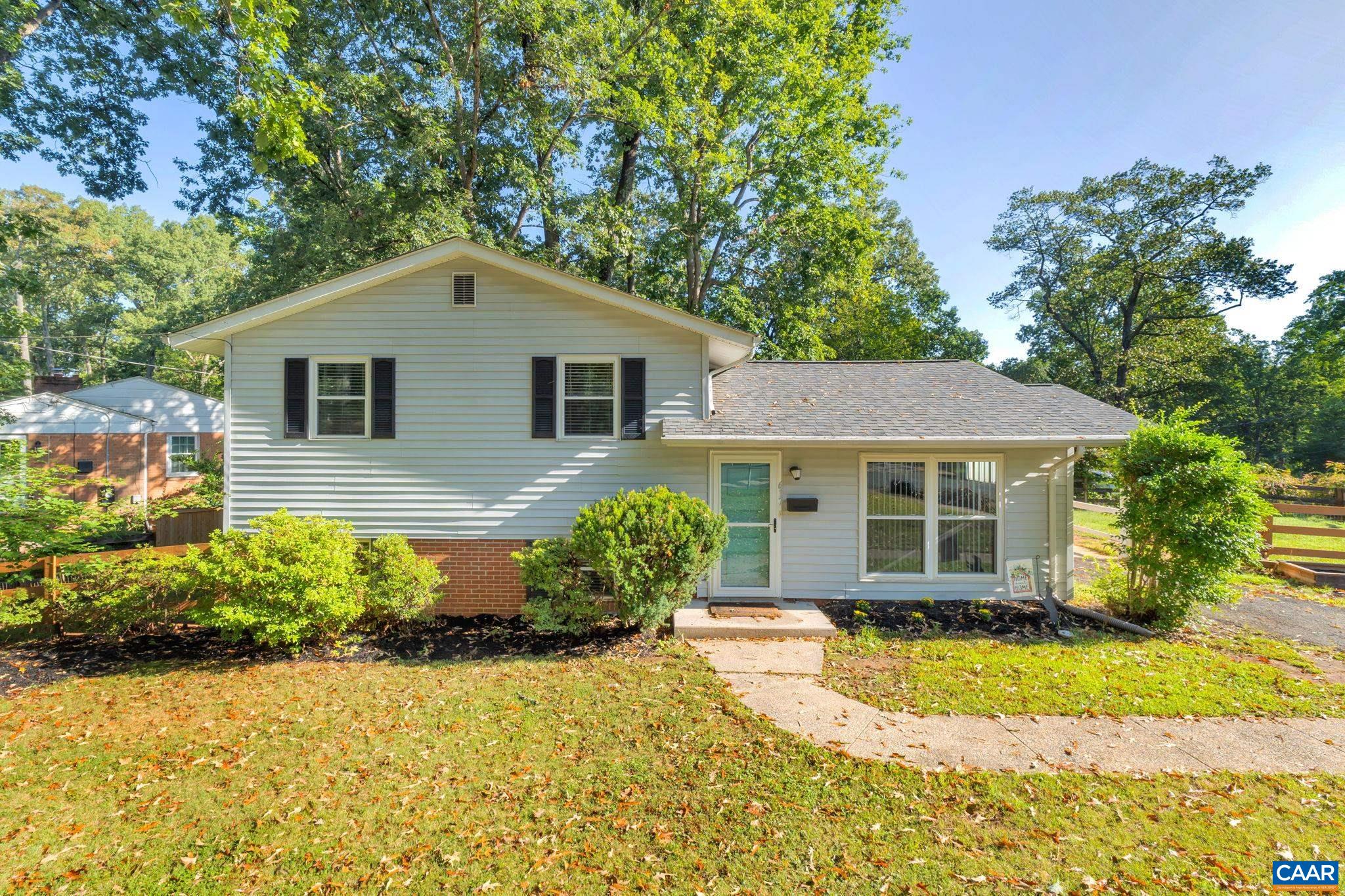 617 SHAMROCK RD