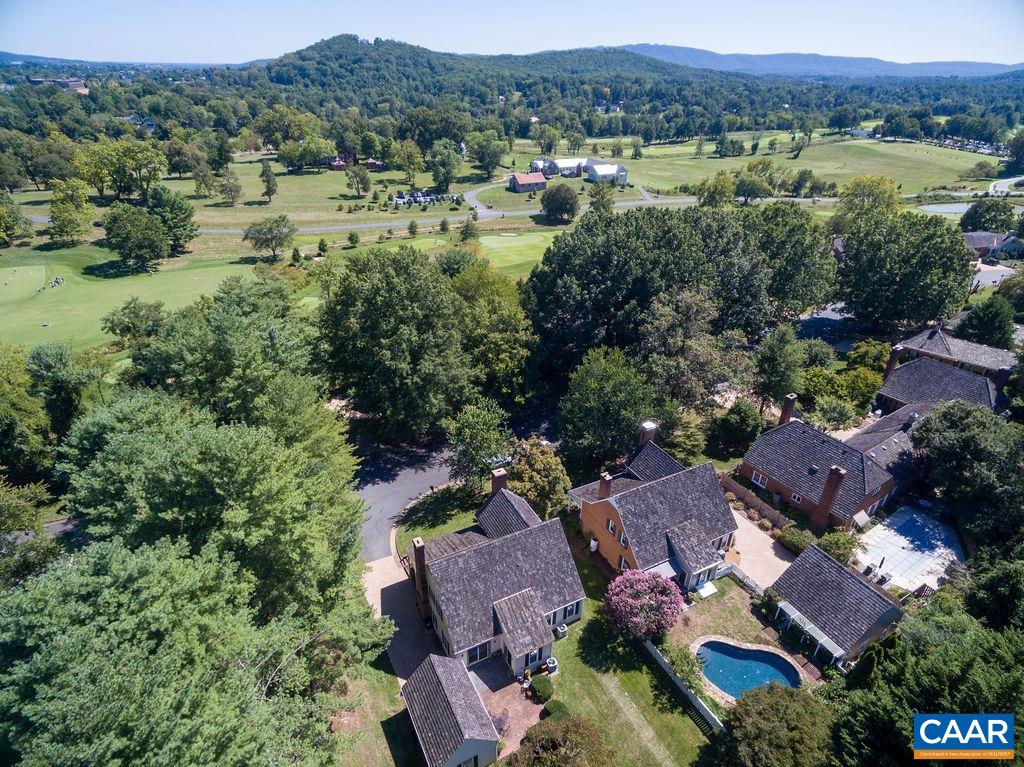 36 EDNAM VILLAGE ST