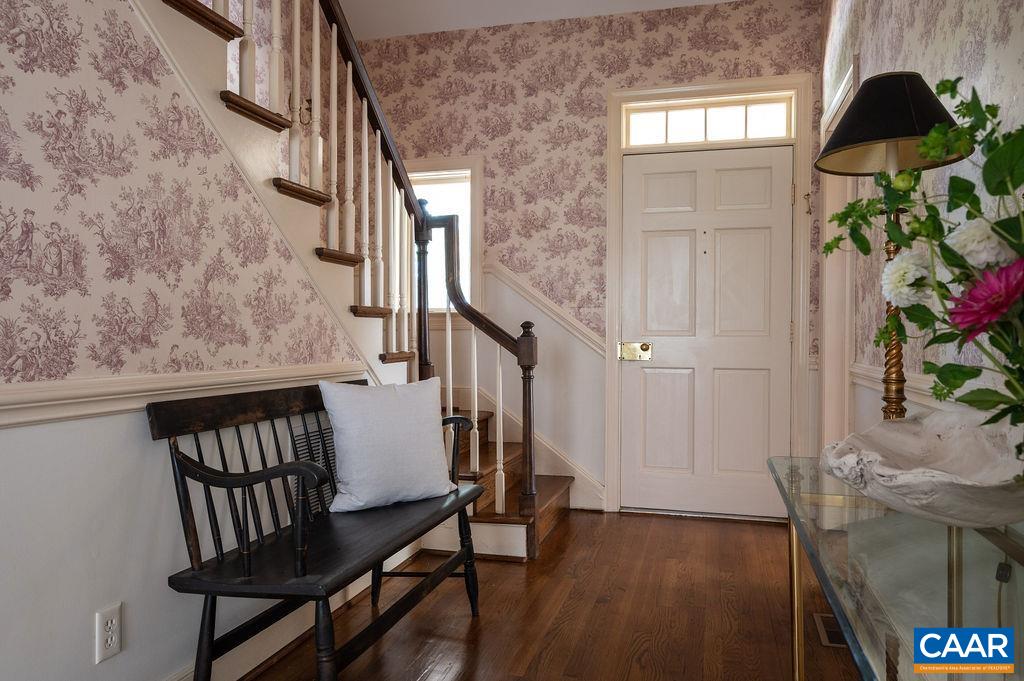 36 EDNAM VILLAGE ST