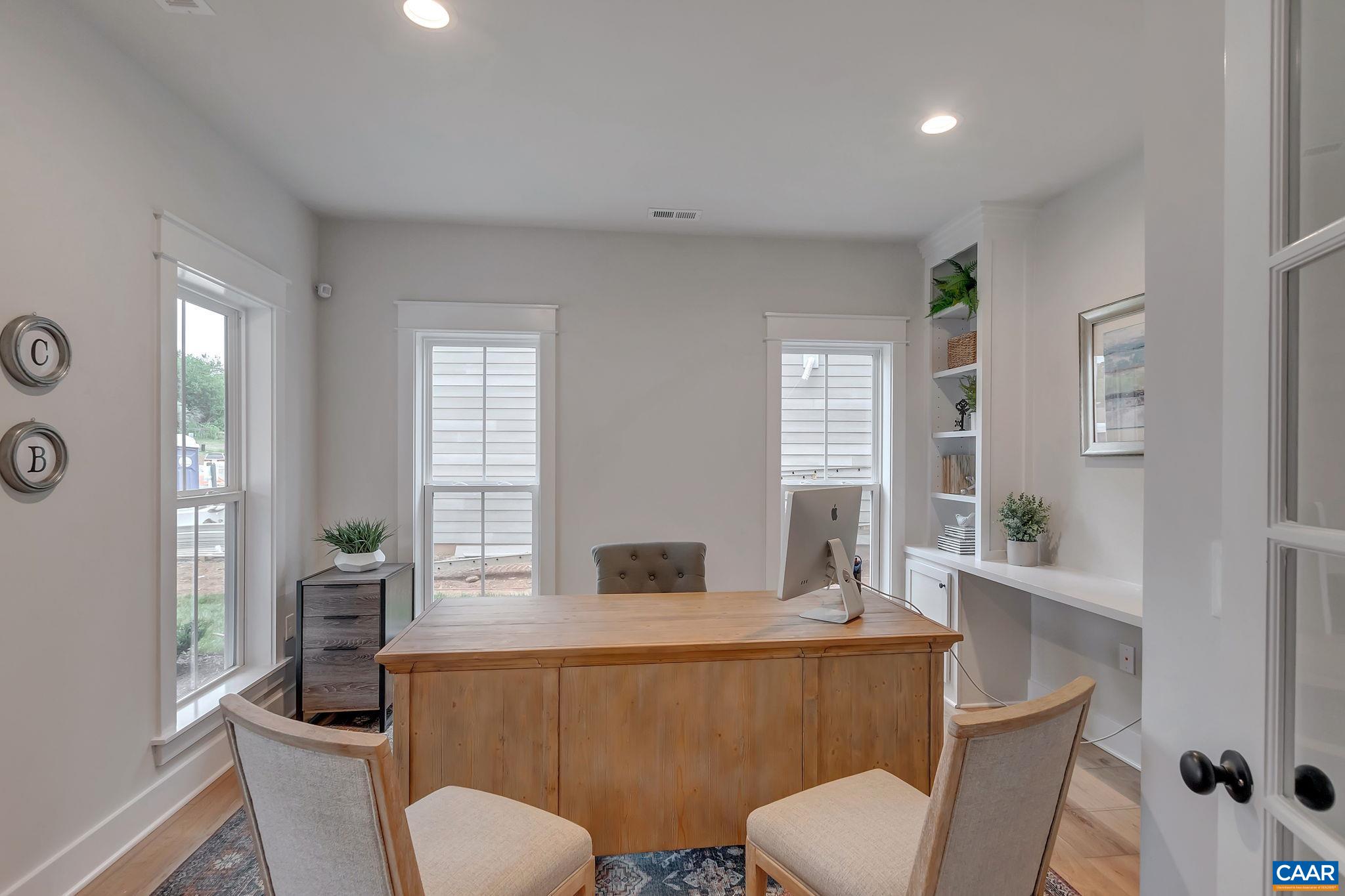 4006 MARIE CURIE CT