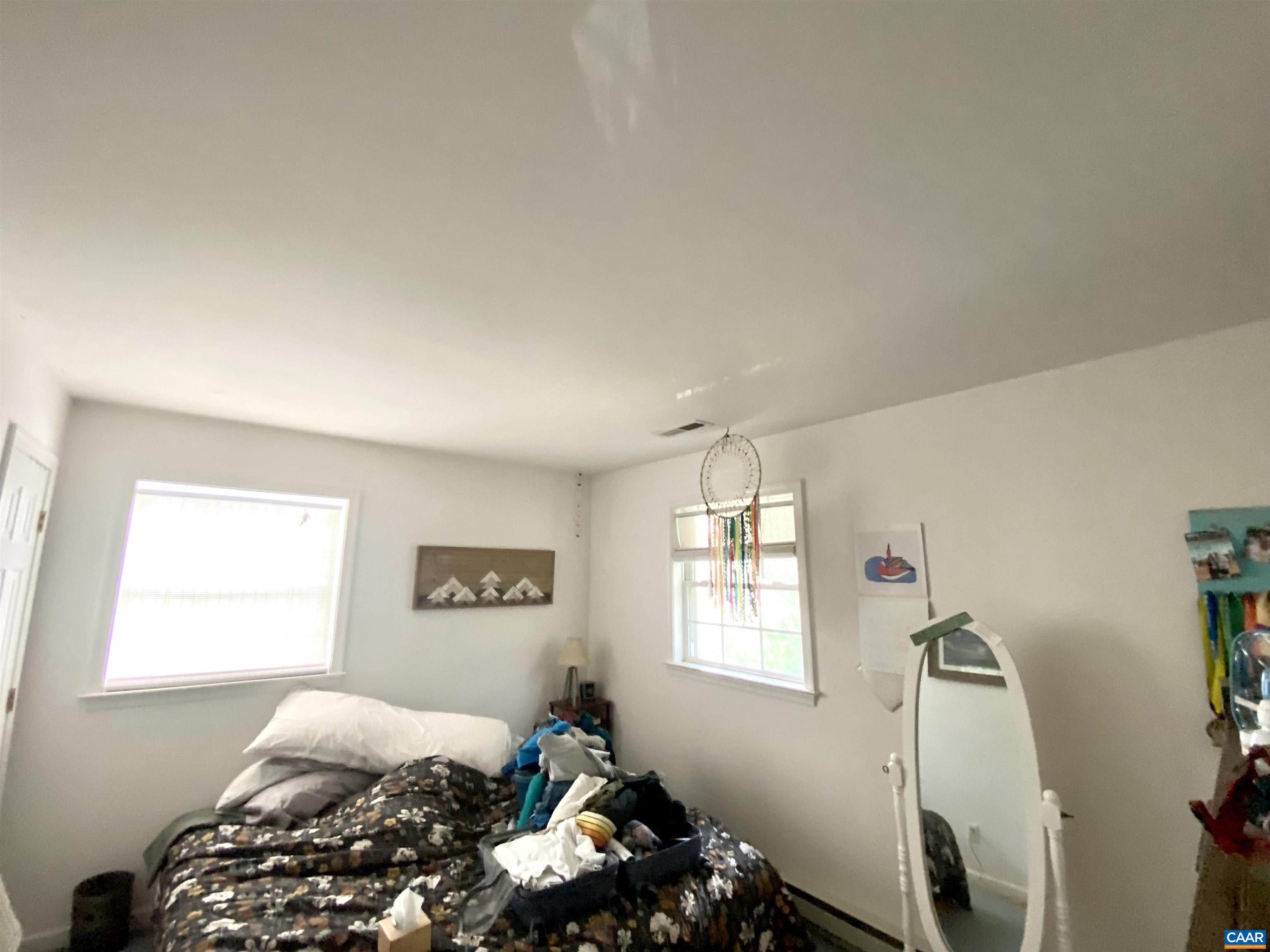 1218 HOLMES AVE Unit: A & B