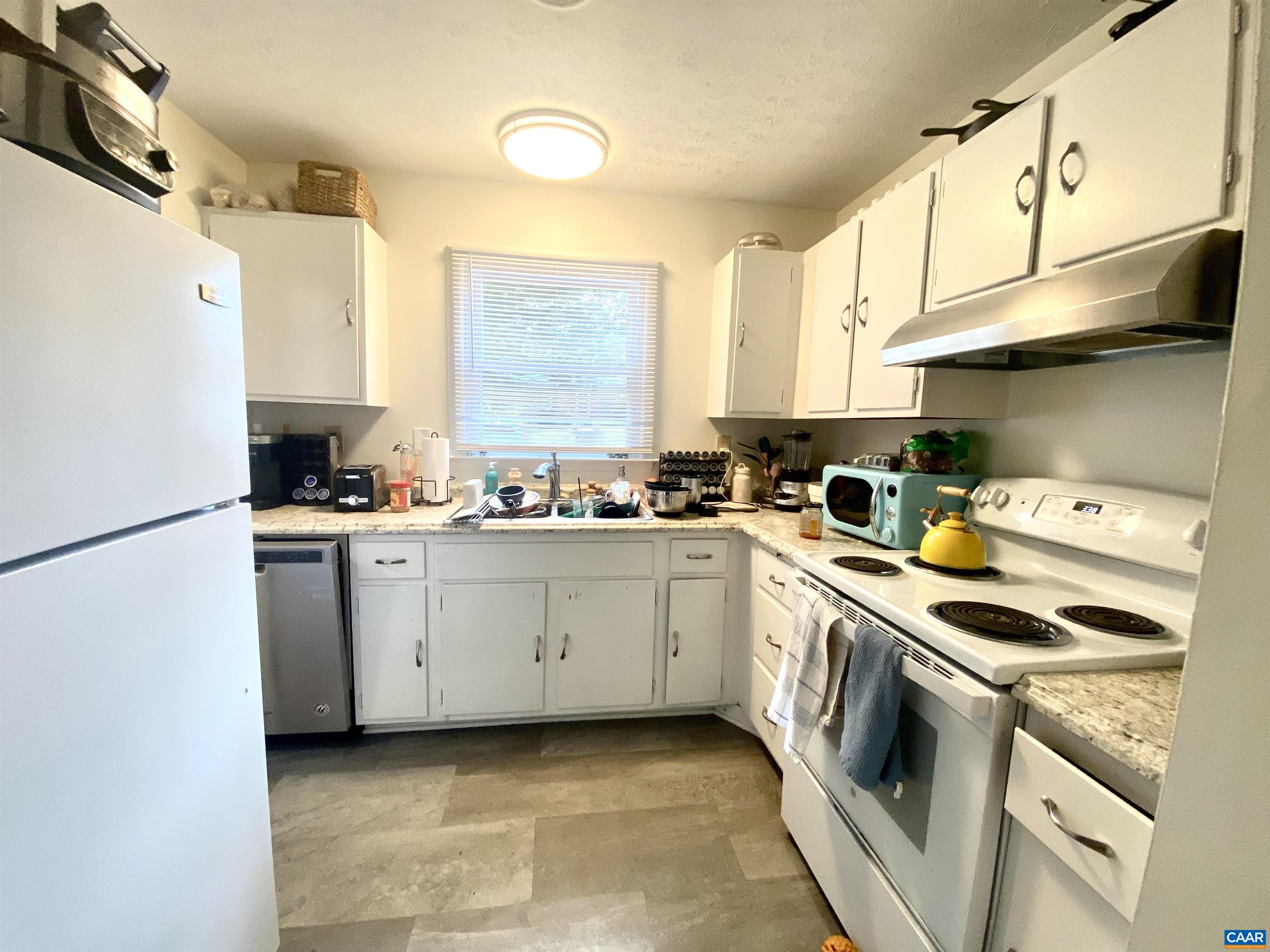1218 HOLMES AVE Unit: A & B