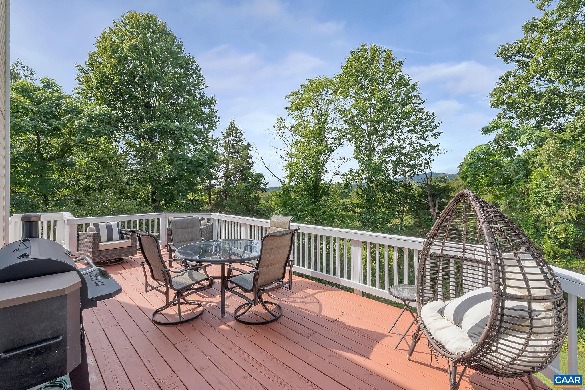 1781 LOCUST SHADE LN