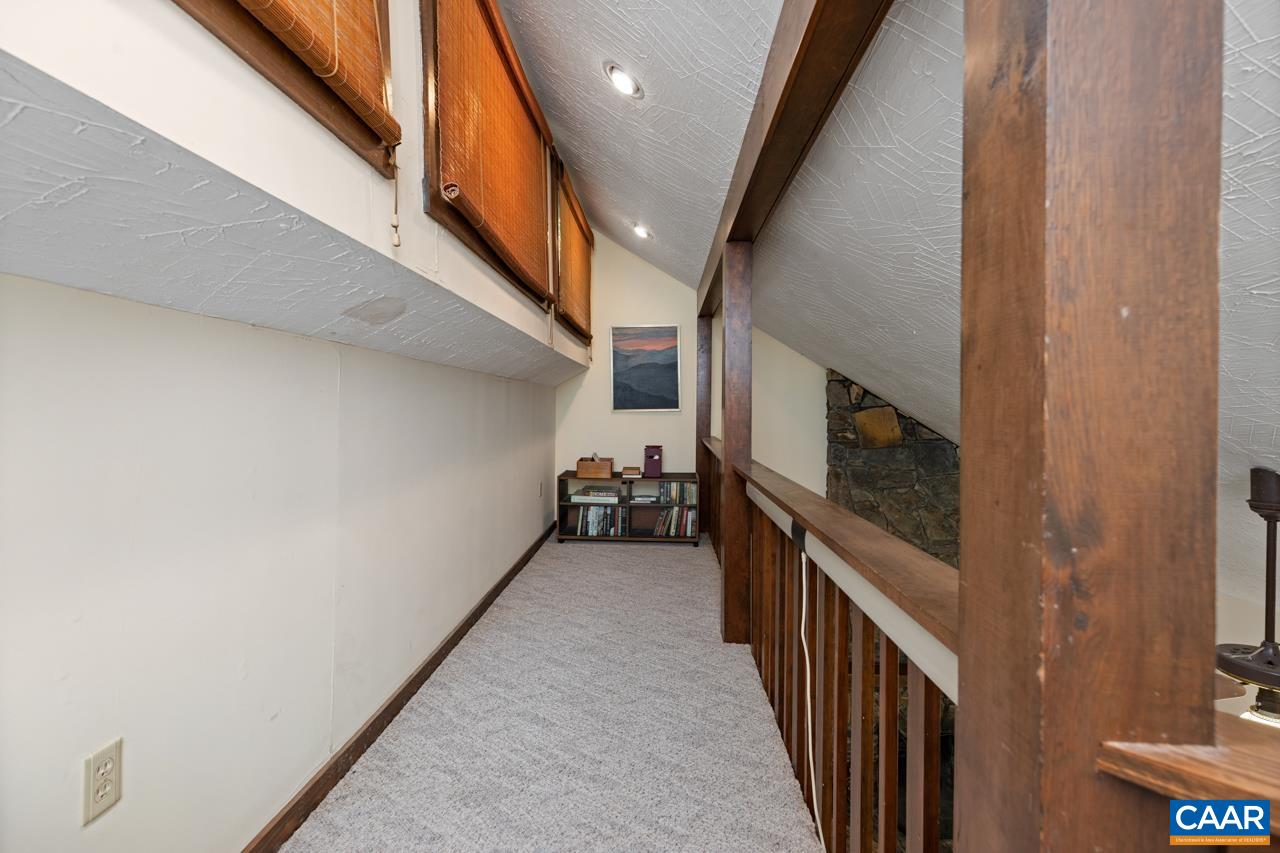 170 DEER SPRINGS LN