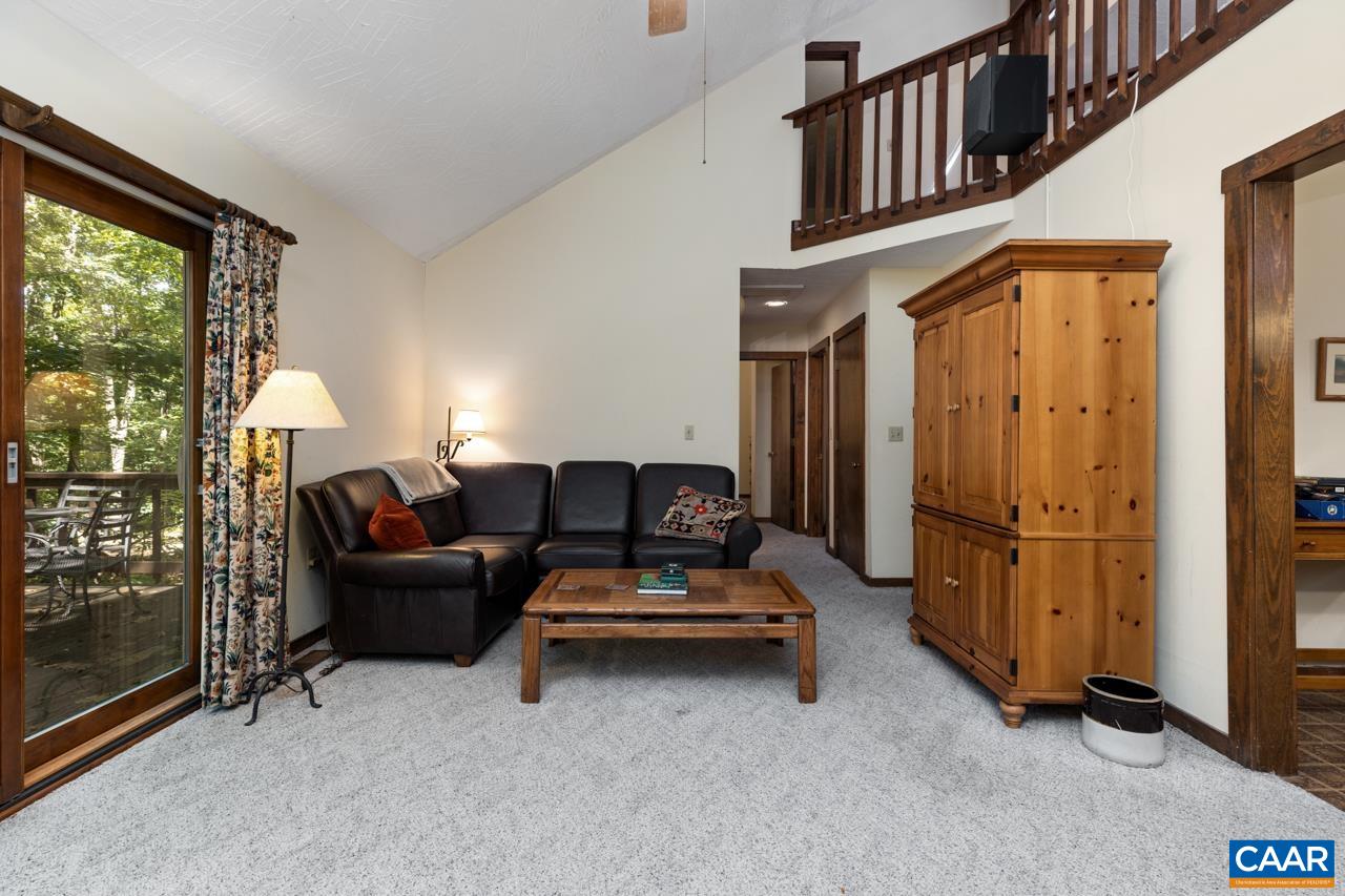 170 DEER SPRINGS LN