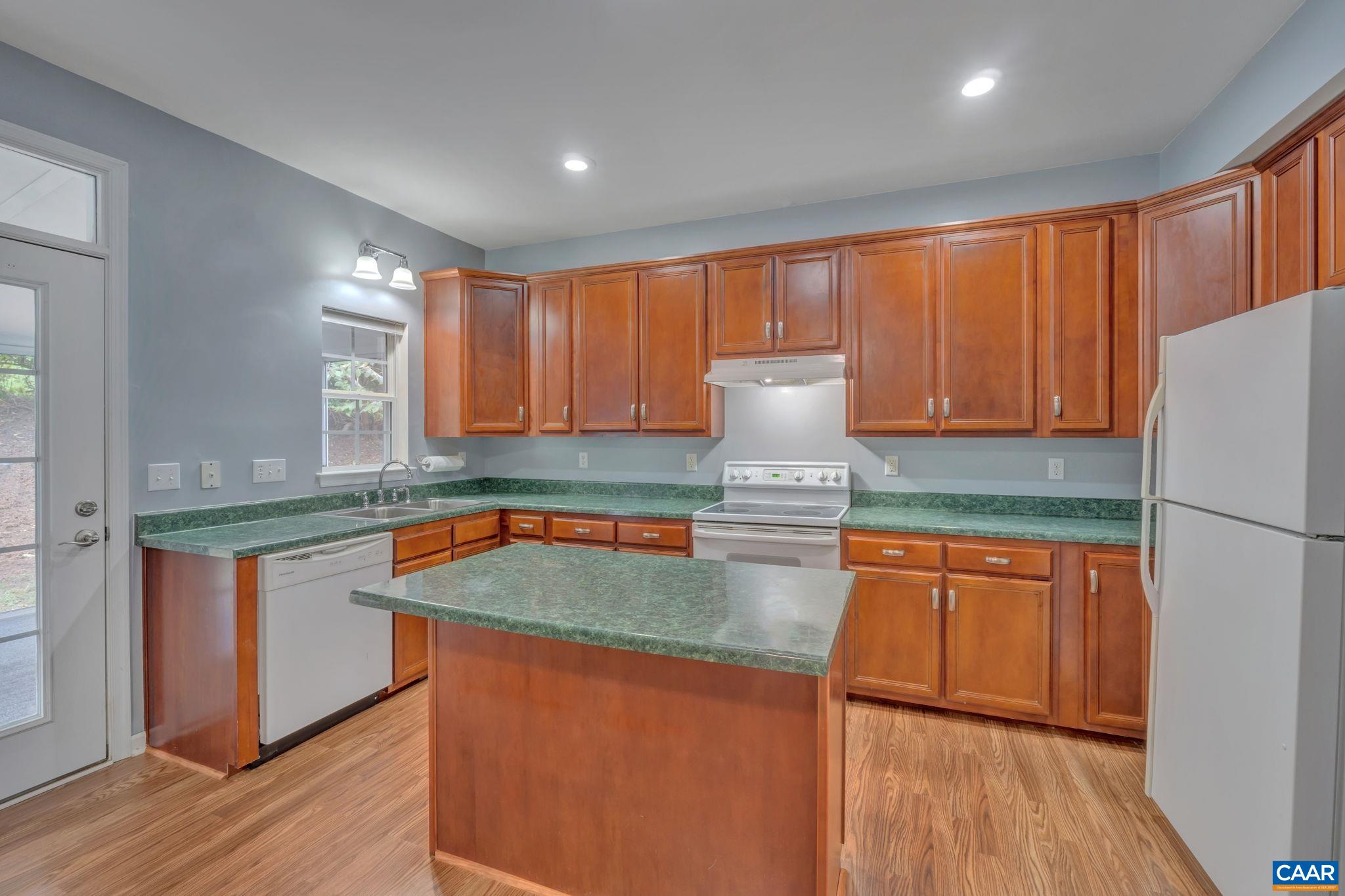 4762 BLUEJAY WAY