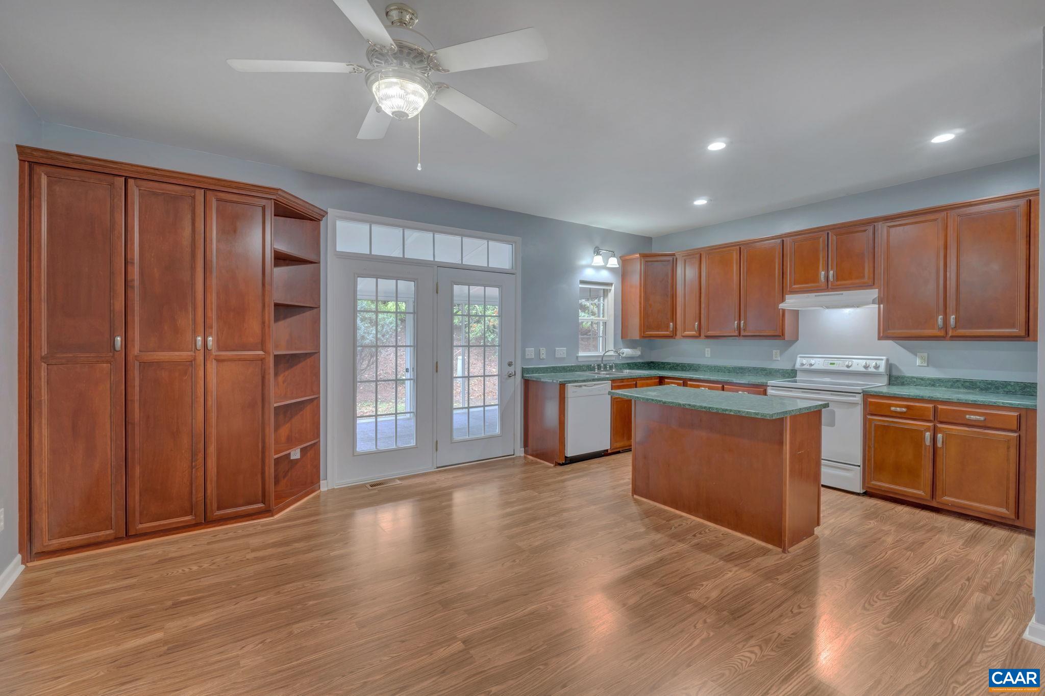 4762 BLUEJAY WAY