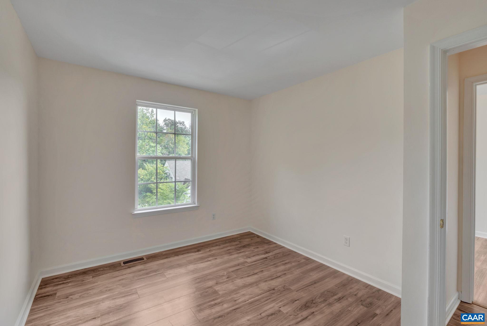 4762 BLUEJAY WAY