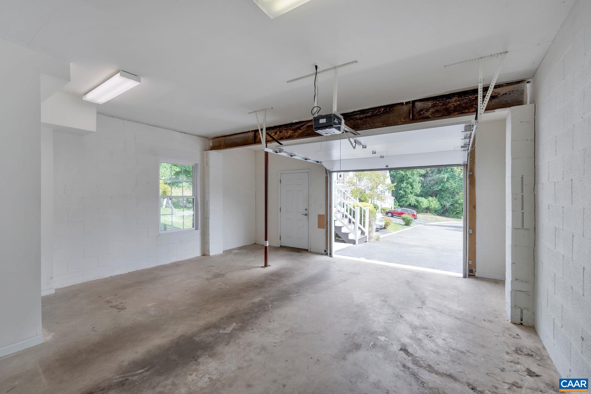 4762 BLUEJAY WAY