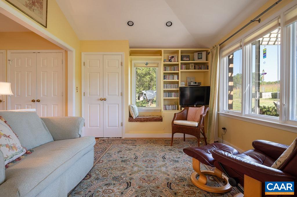 1878 EDEN LN