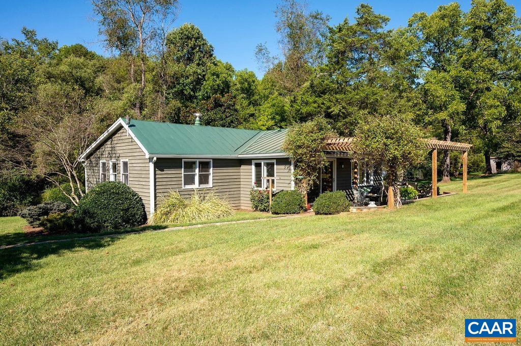 1878 EDEN LN