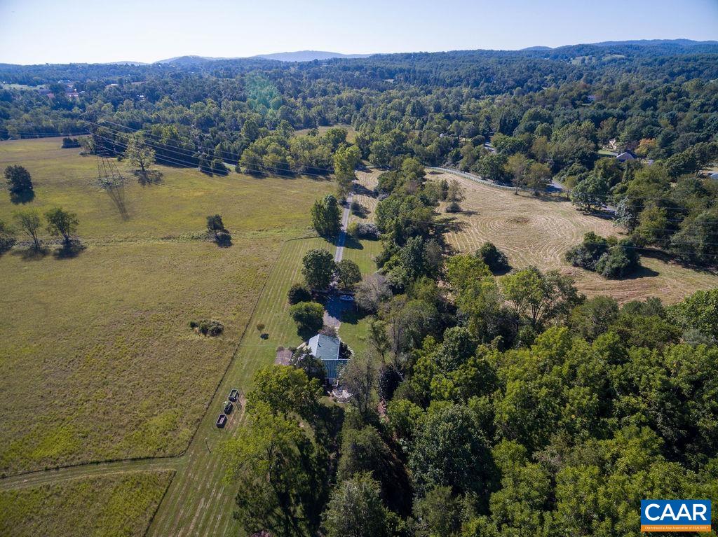 1878 EDEN LN