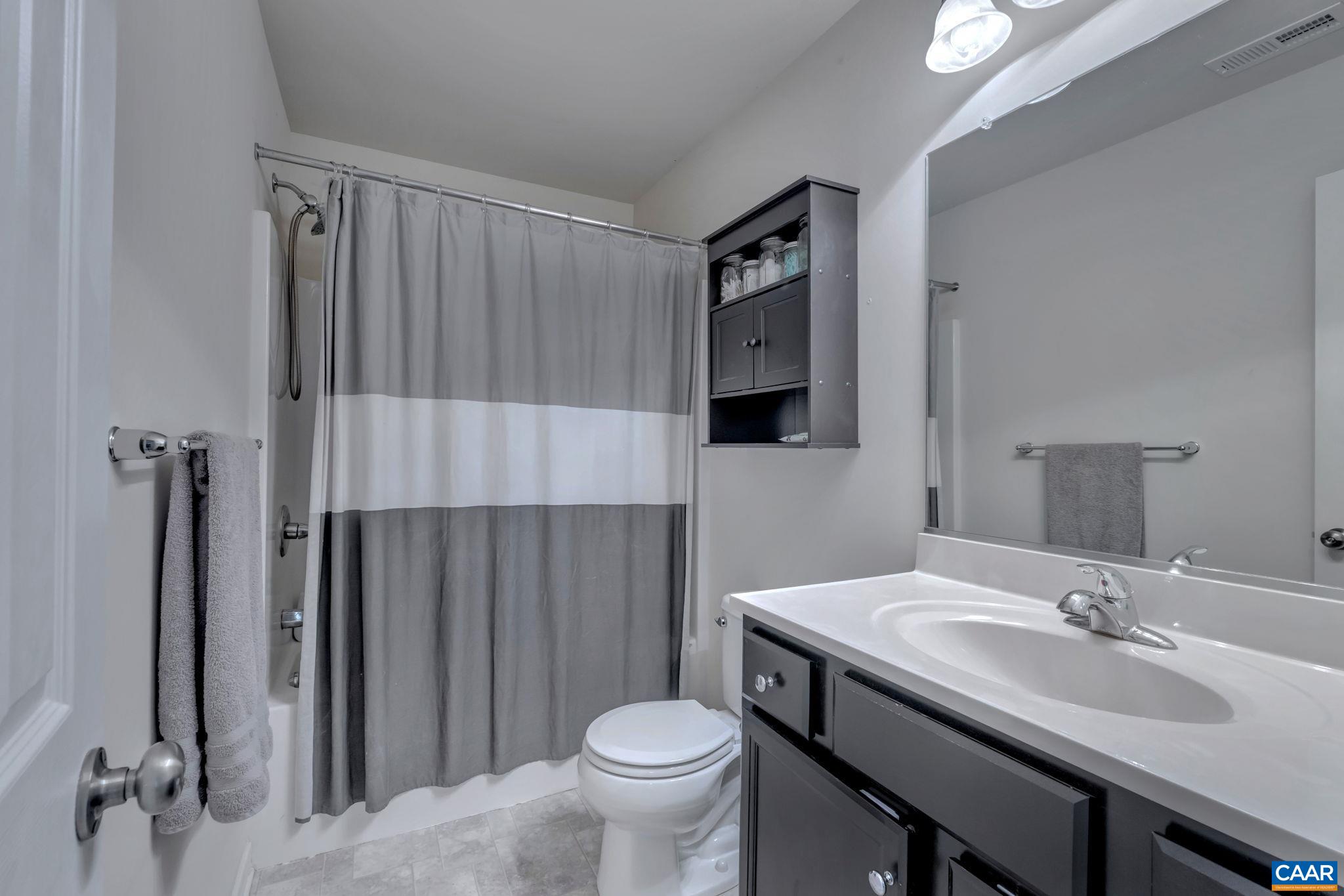 15 SHERWOOD DR