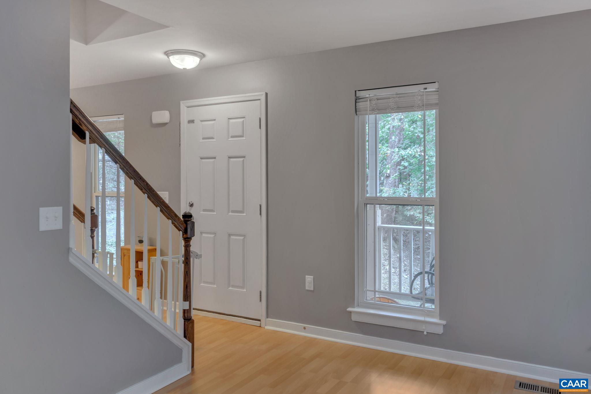 15 SHERWOOD DR