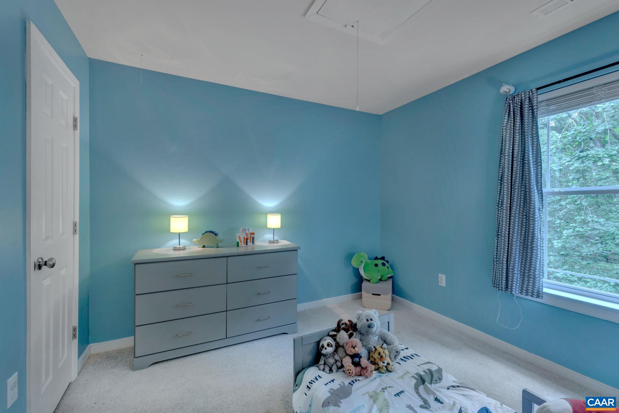 15 SHERWOOD DR