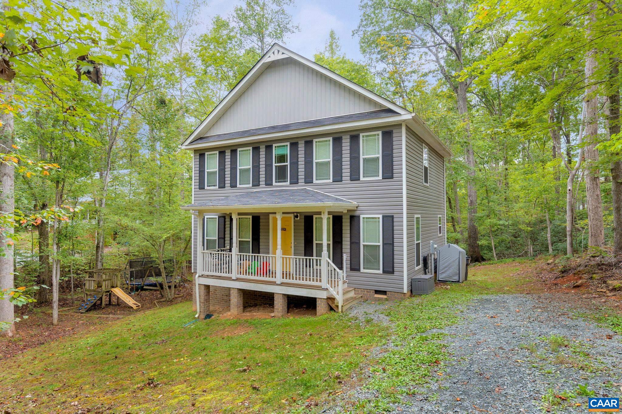 15 SHERWOOD DR