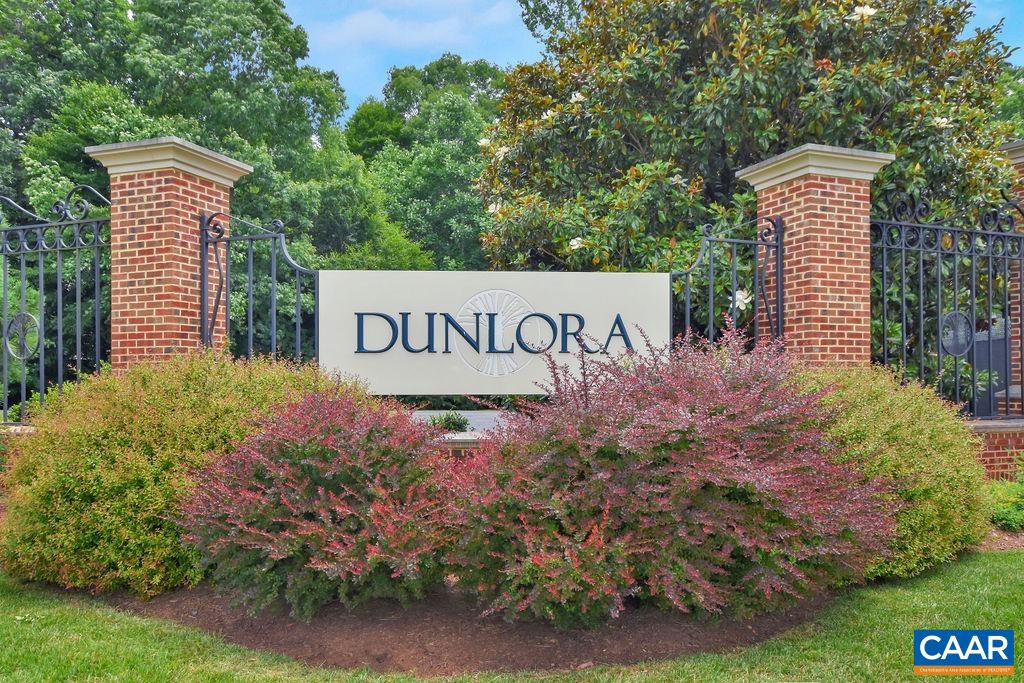 1220 DUNLORA DR