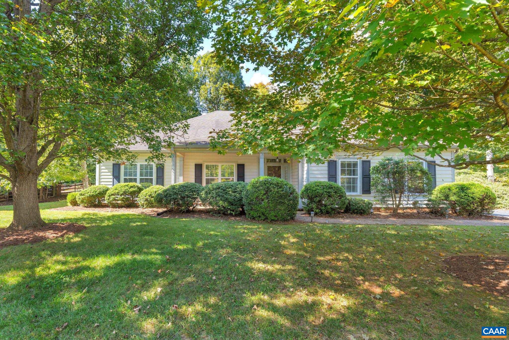 1220 DUNLORA DR