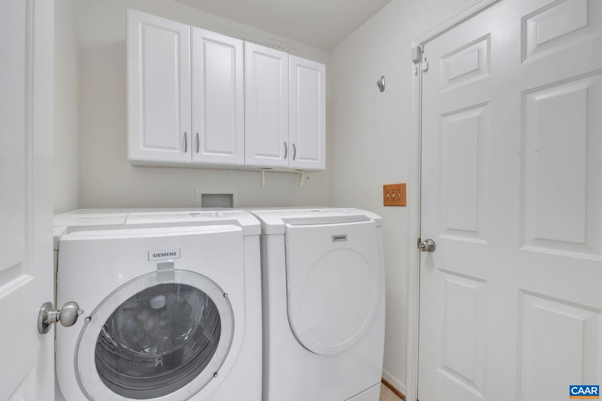 1220 DUNLORA DR