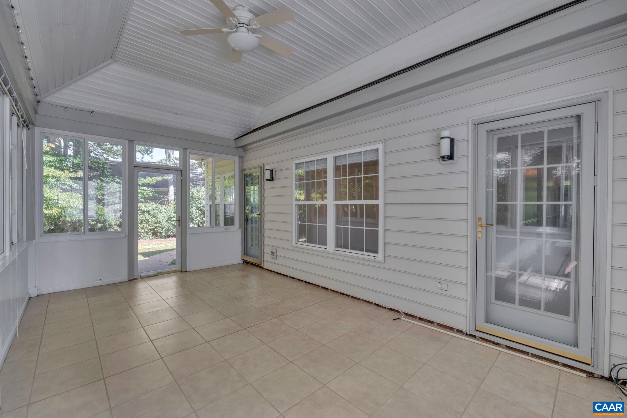 1220 DUNLORA DR