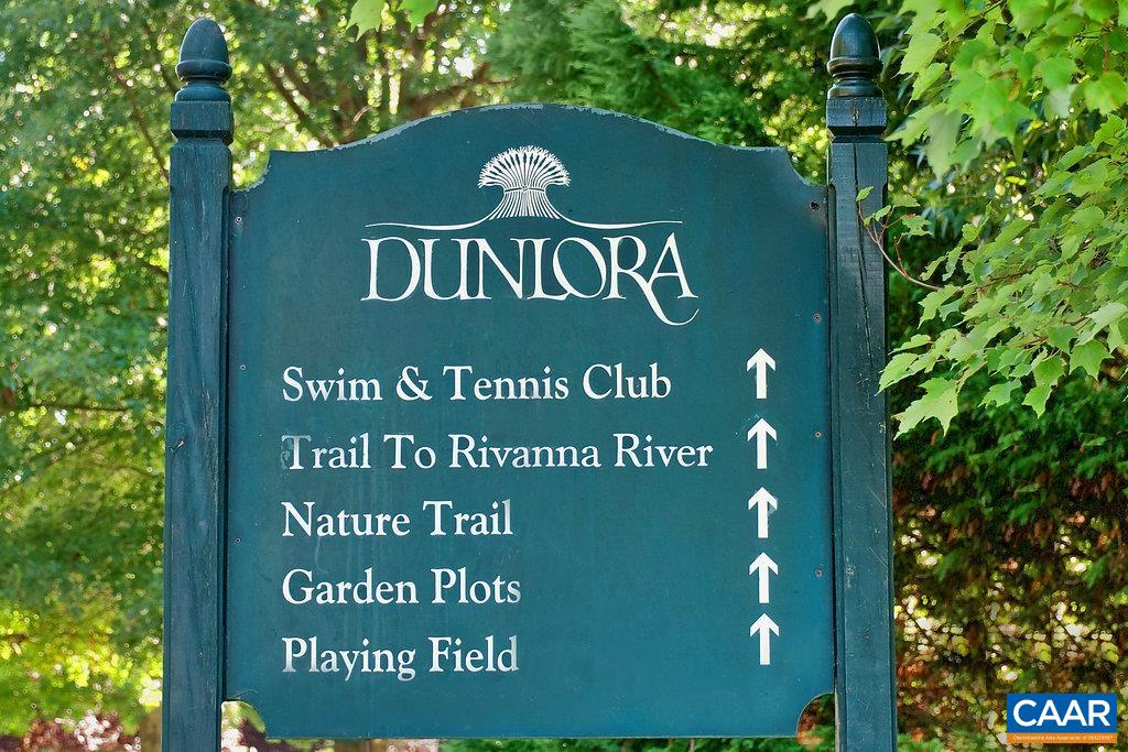 1220 DUNLORA DR