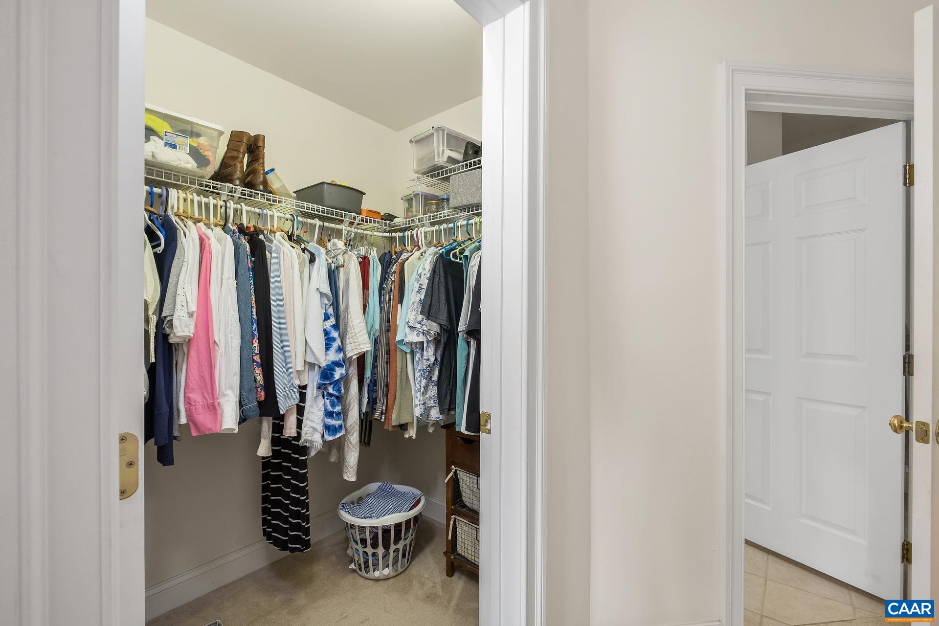 950 GLENWOOD STATION LN Unit: 102