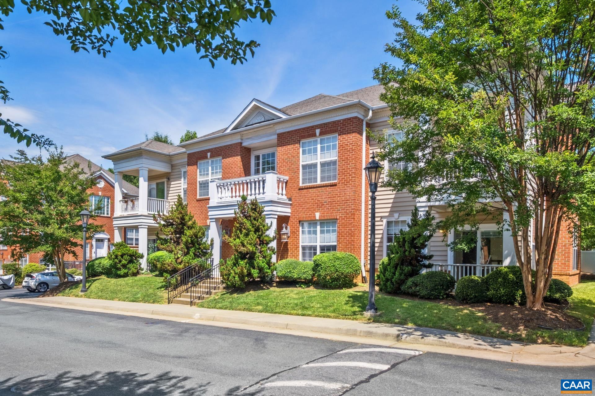 950 GLENWOOD STATION LN Unit: 102