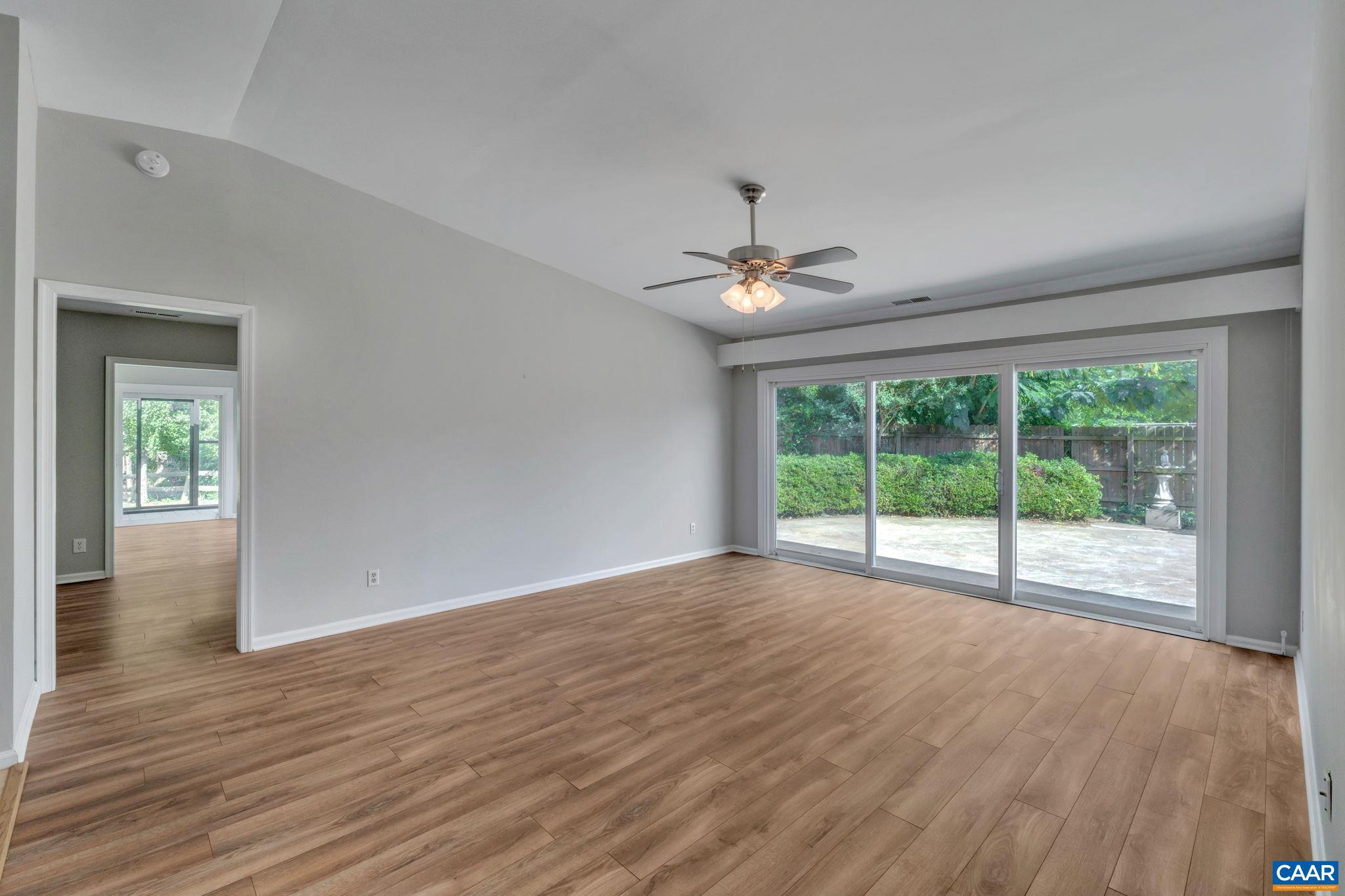 295 TENNIS DR
