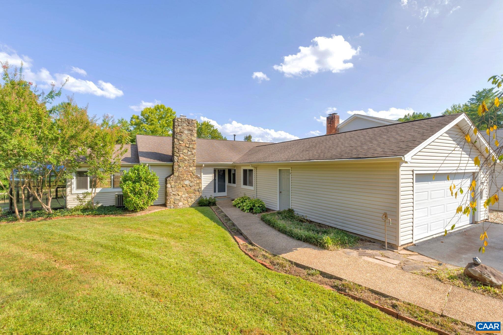 295 TENNIS DR