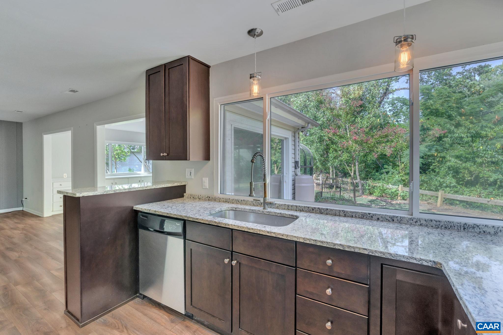 295 TENNIS DR
