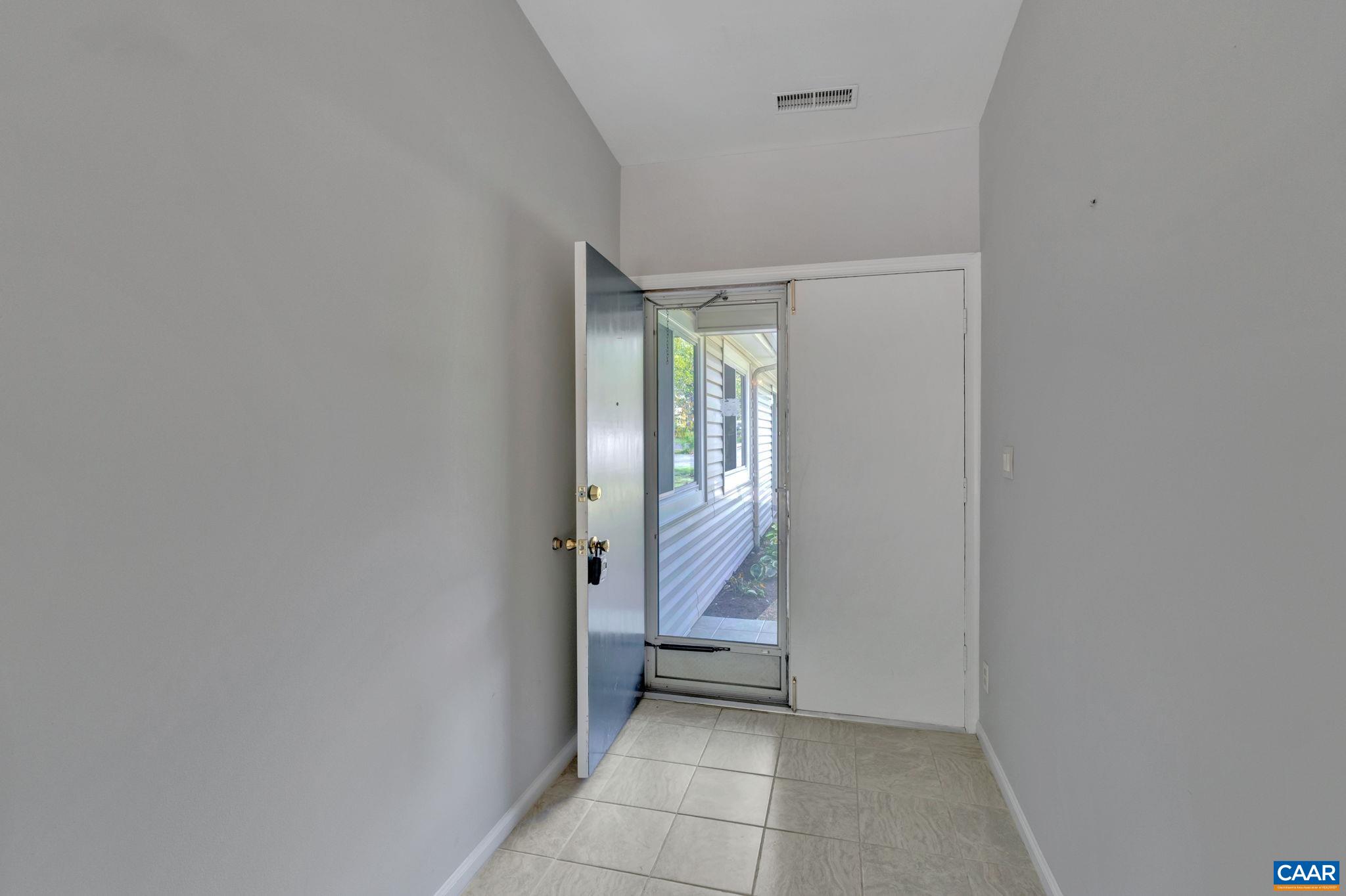 295 TENNIS DR