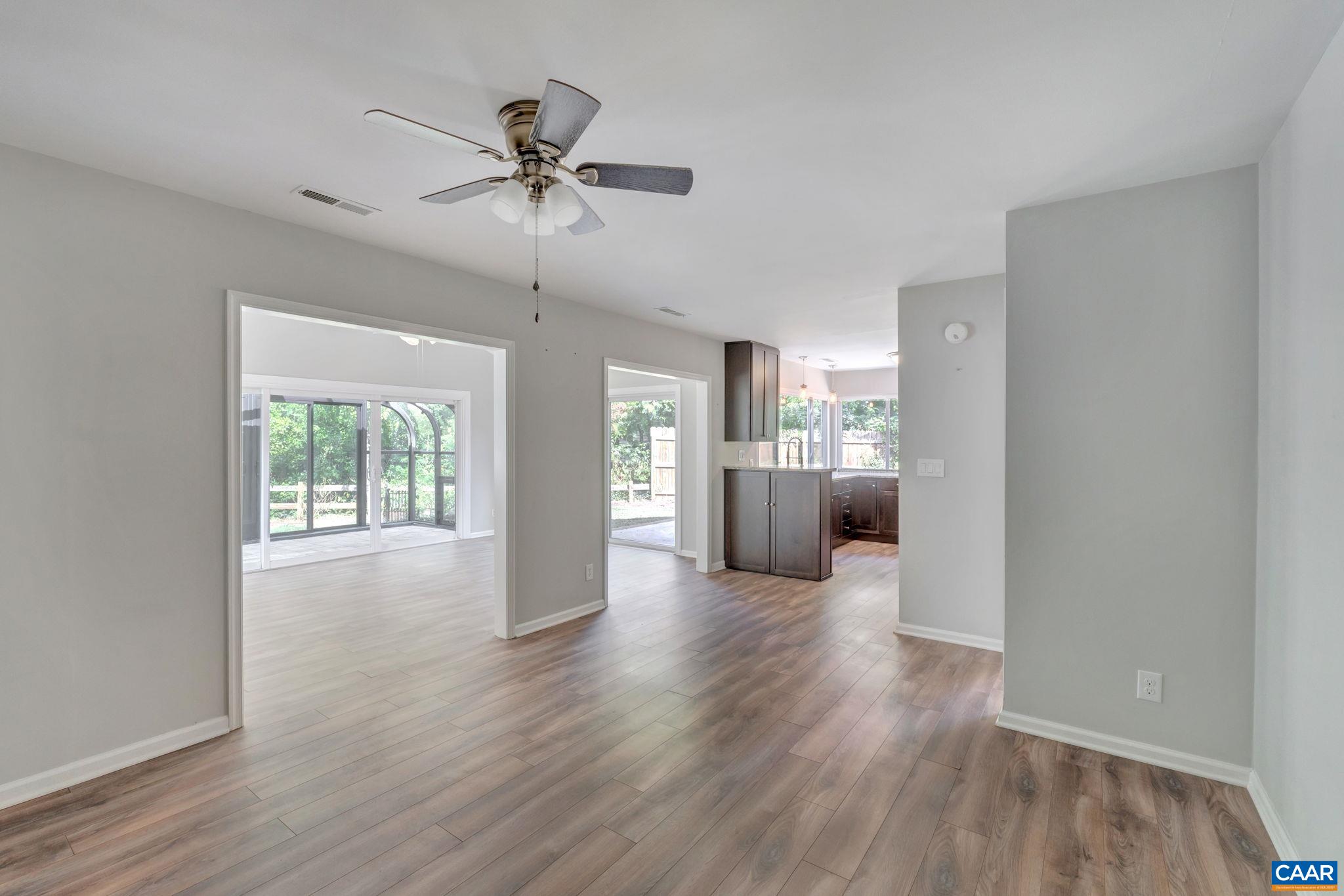 295 TENNIS DR