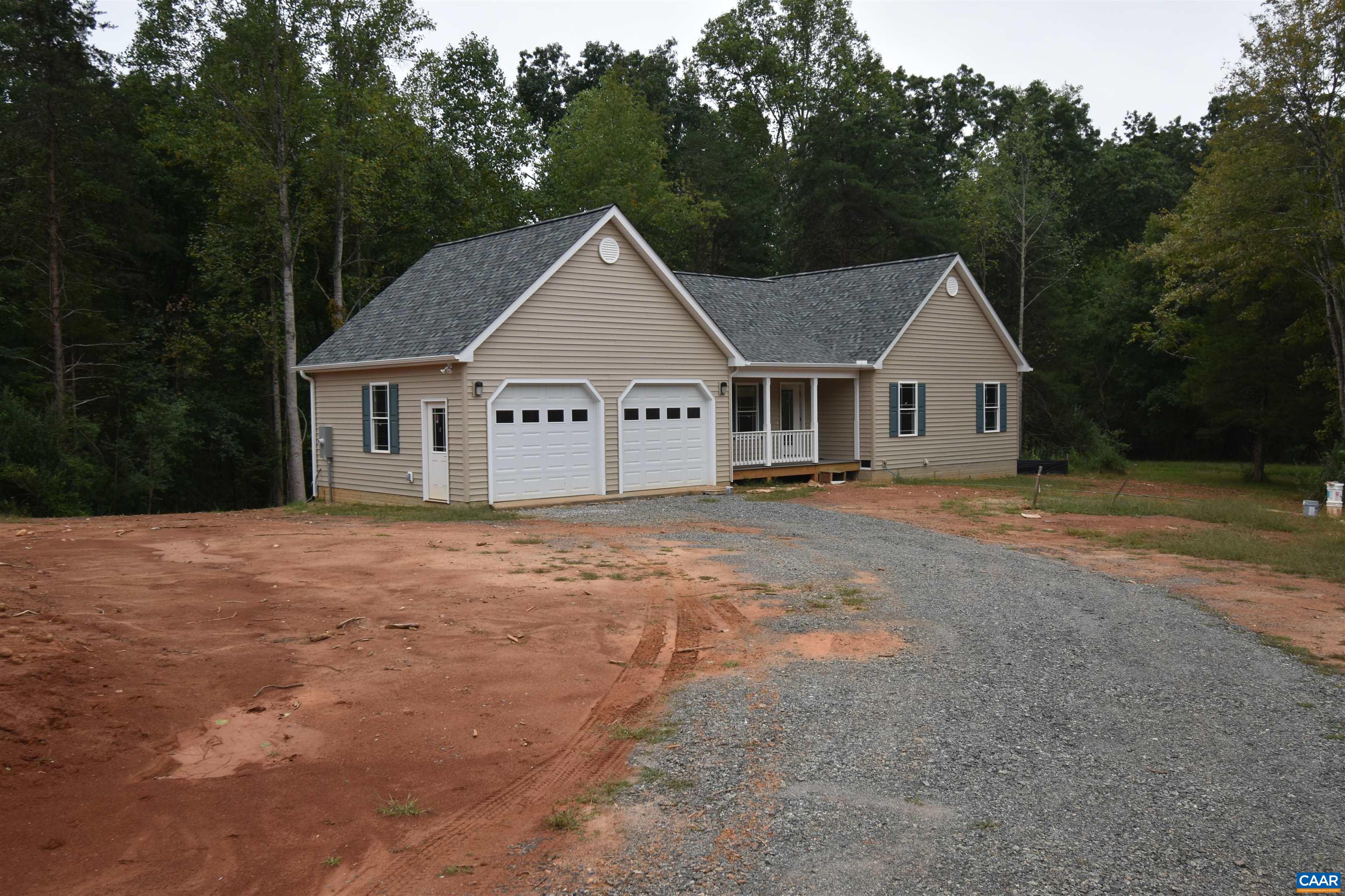 280 FARM RIDGE DR
