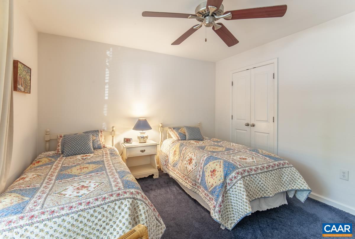 750 WALKER SQ Unit: 1B