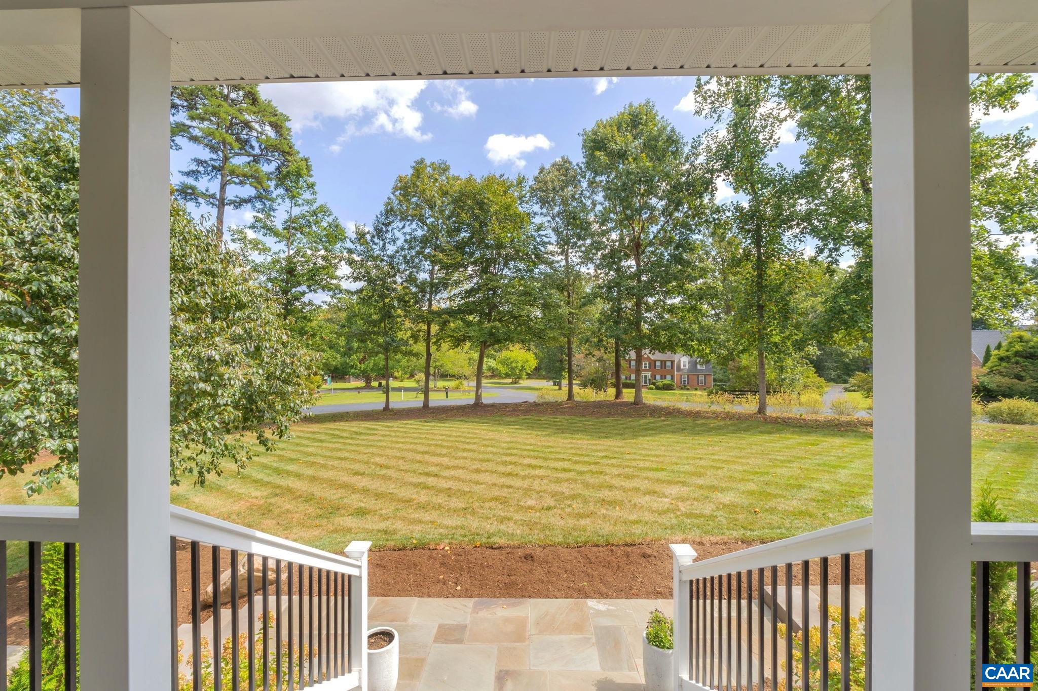 1275 TEMPLETON CIR