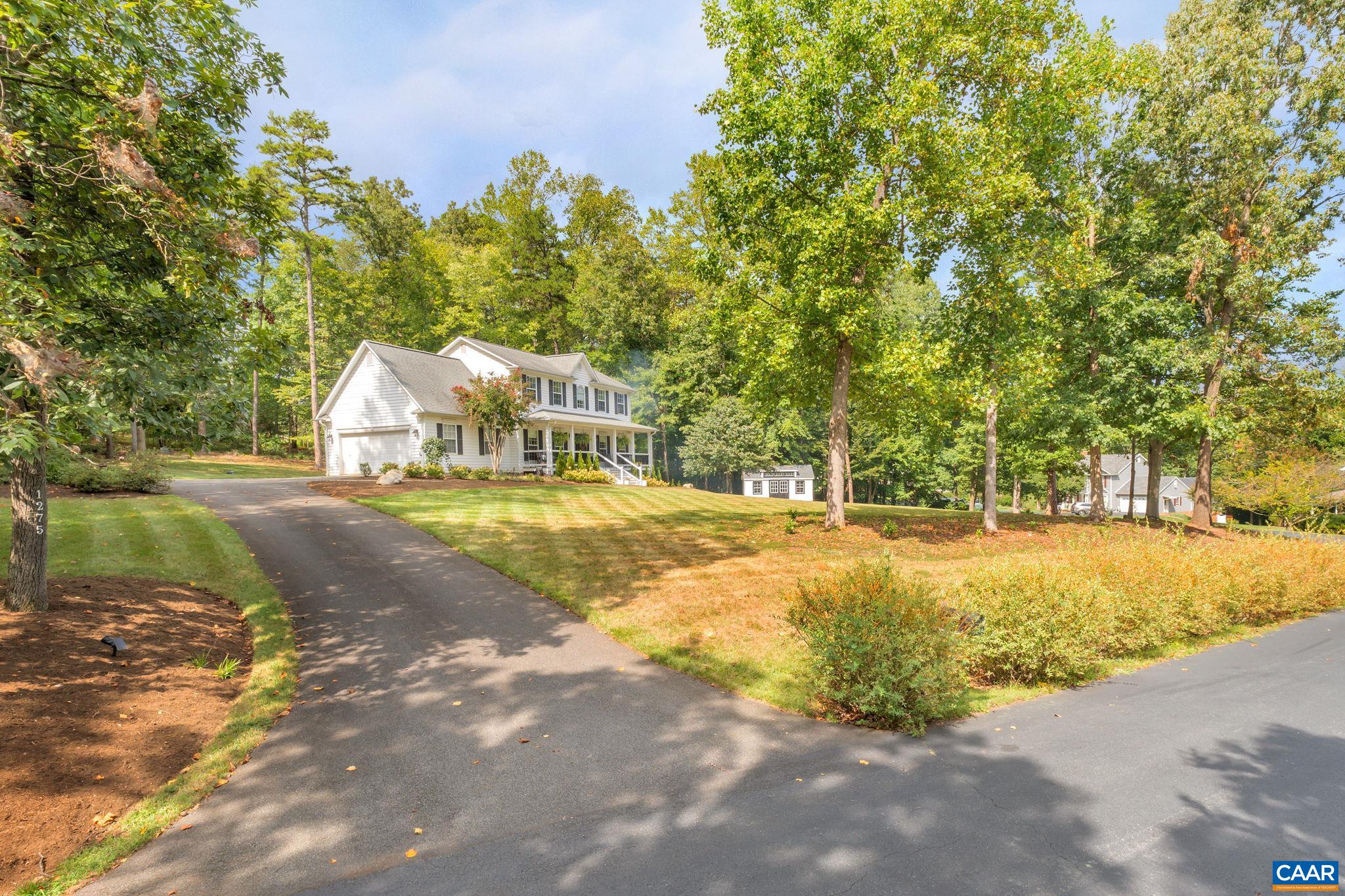 1275 TEMPLETON CIR