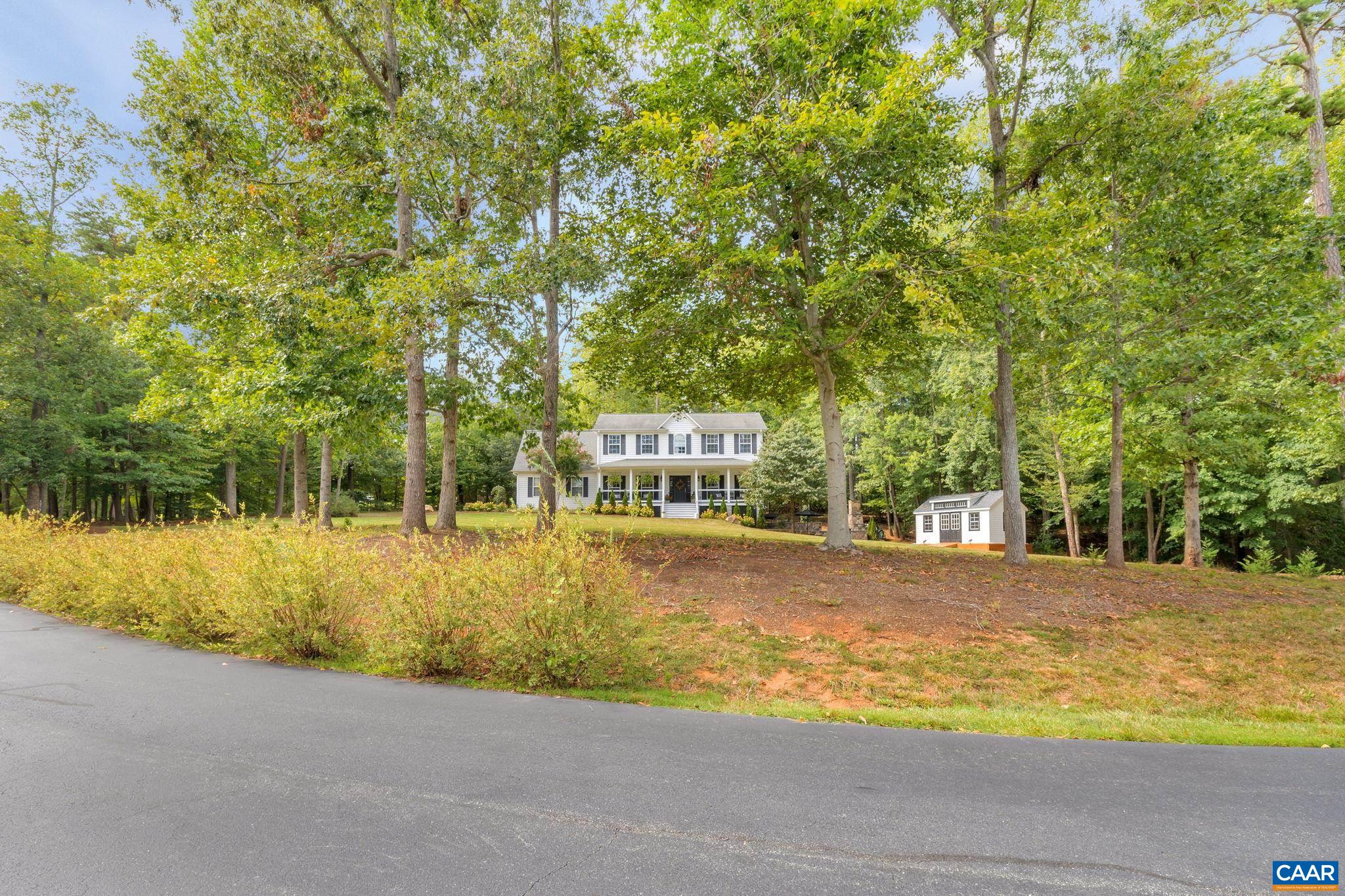 1275 TEMPLETON CIR