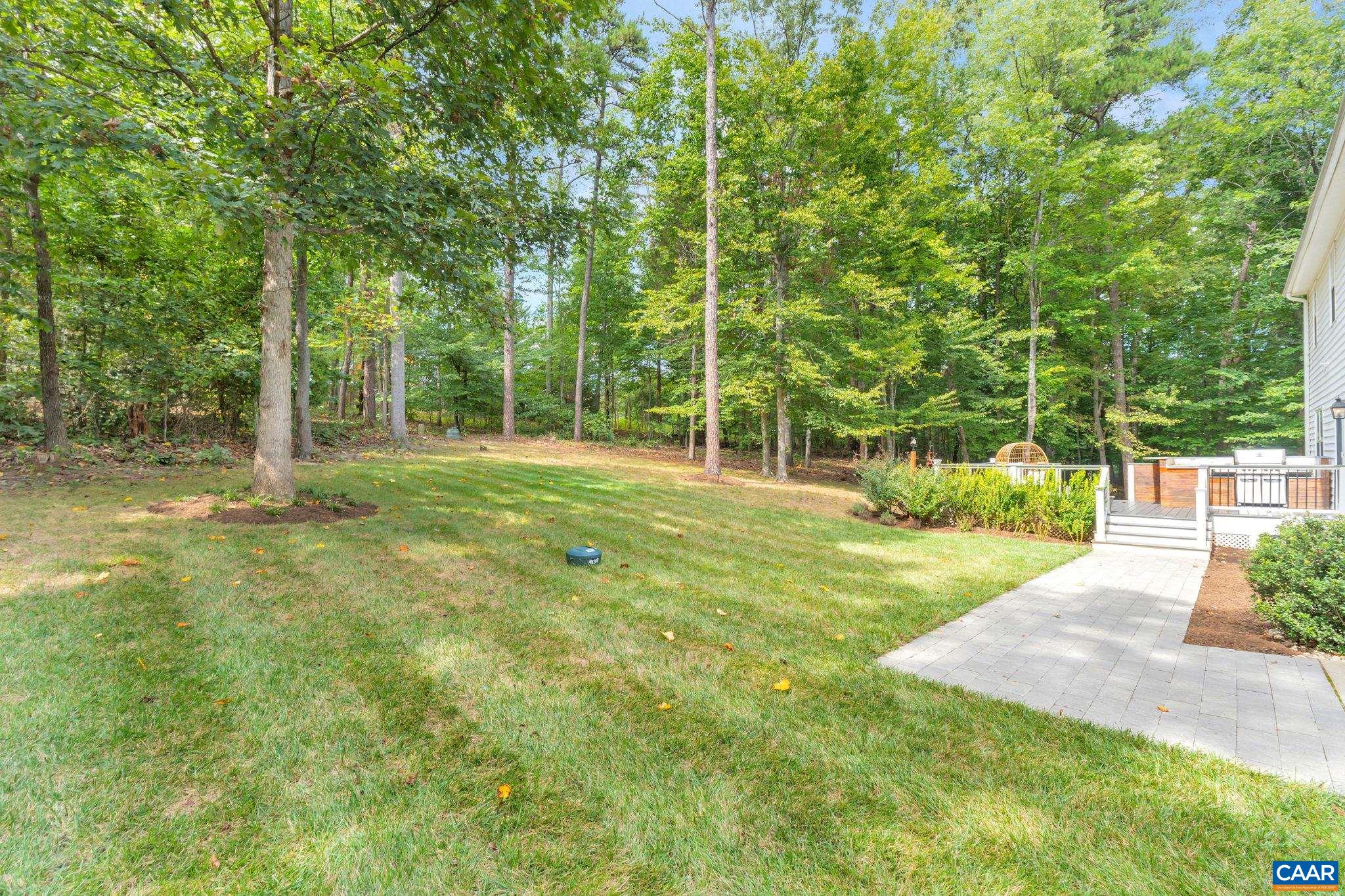 1275 TEMPLETON CIR