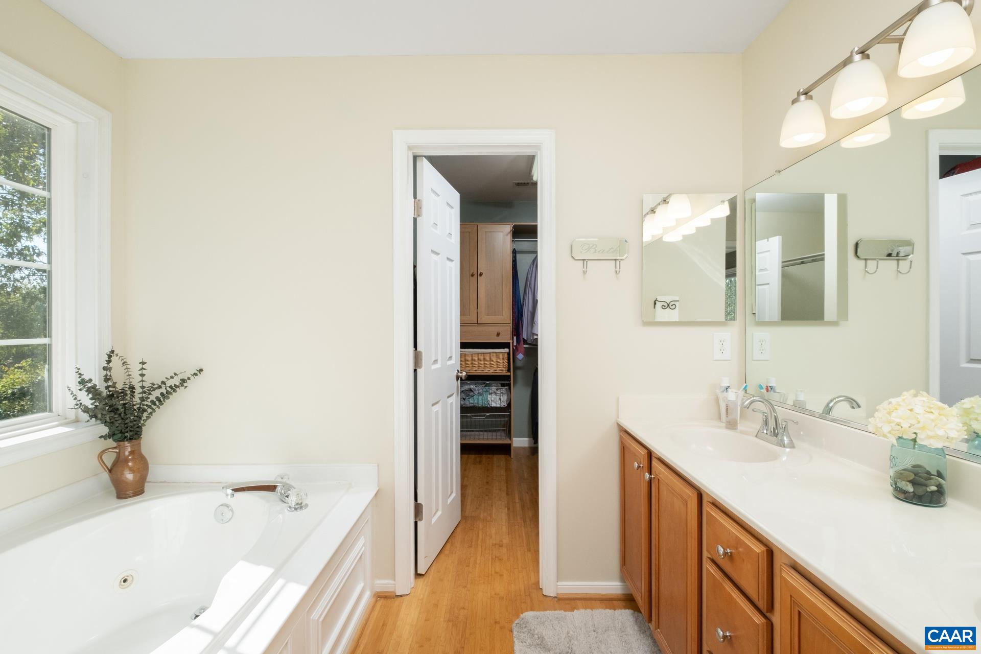254 SOUTHRIDGE DR