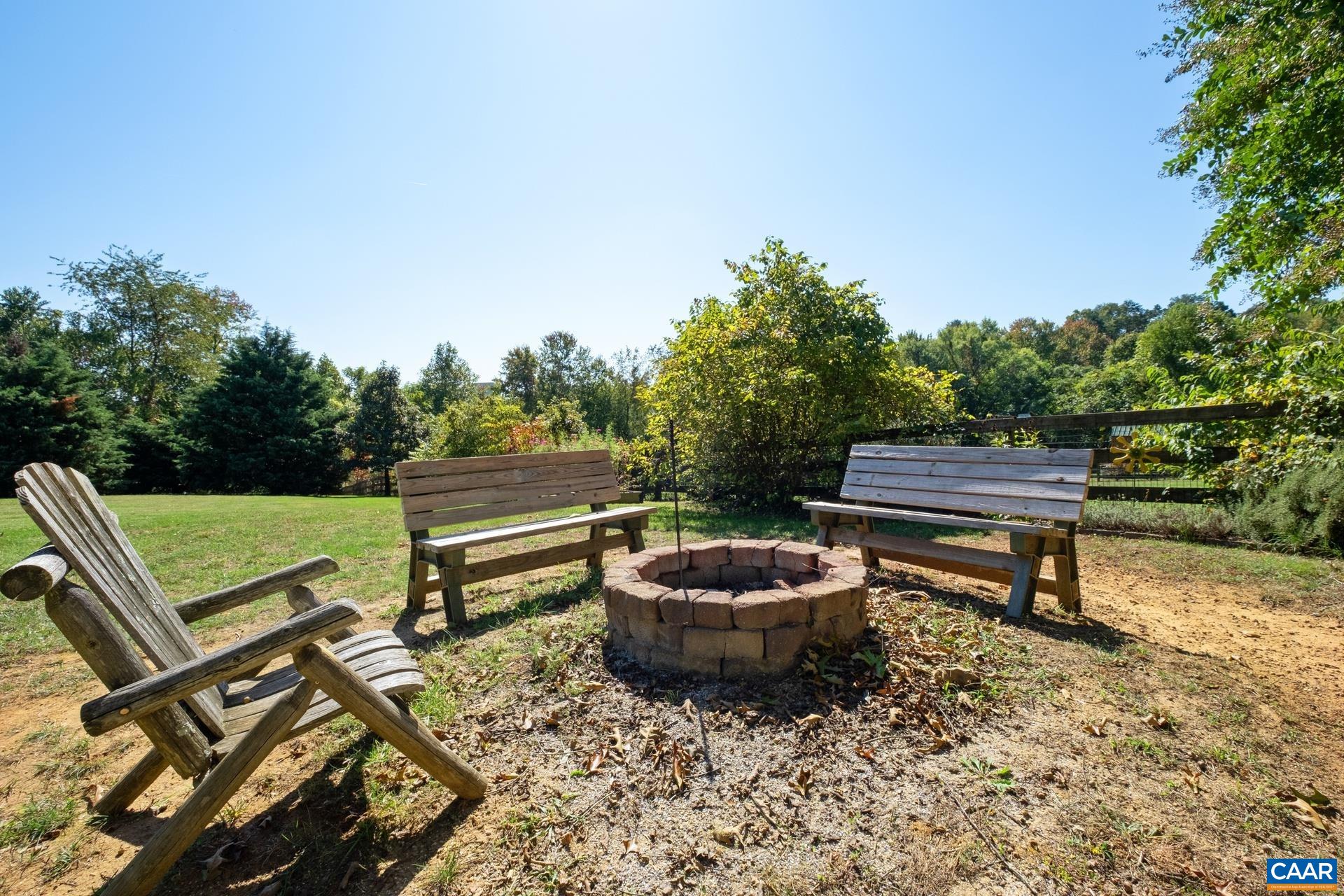 254 SOUTHRIDGE DR