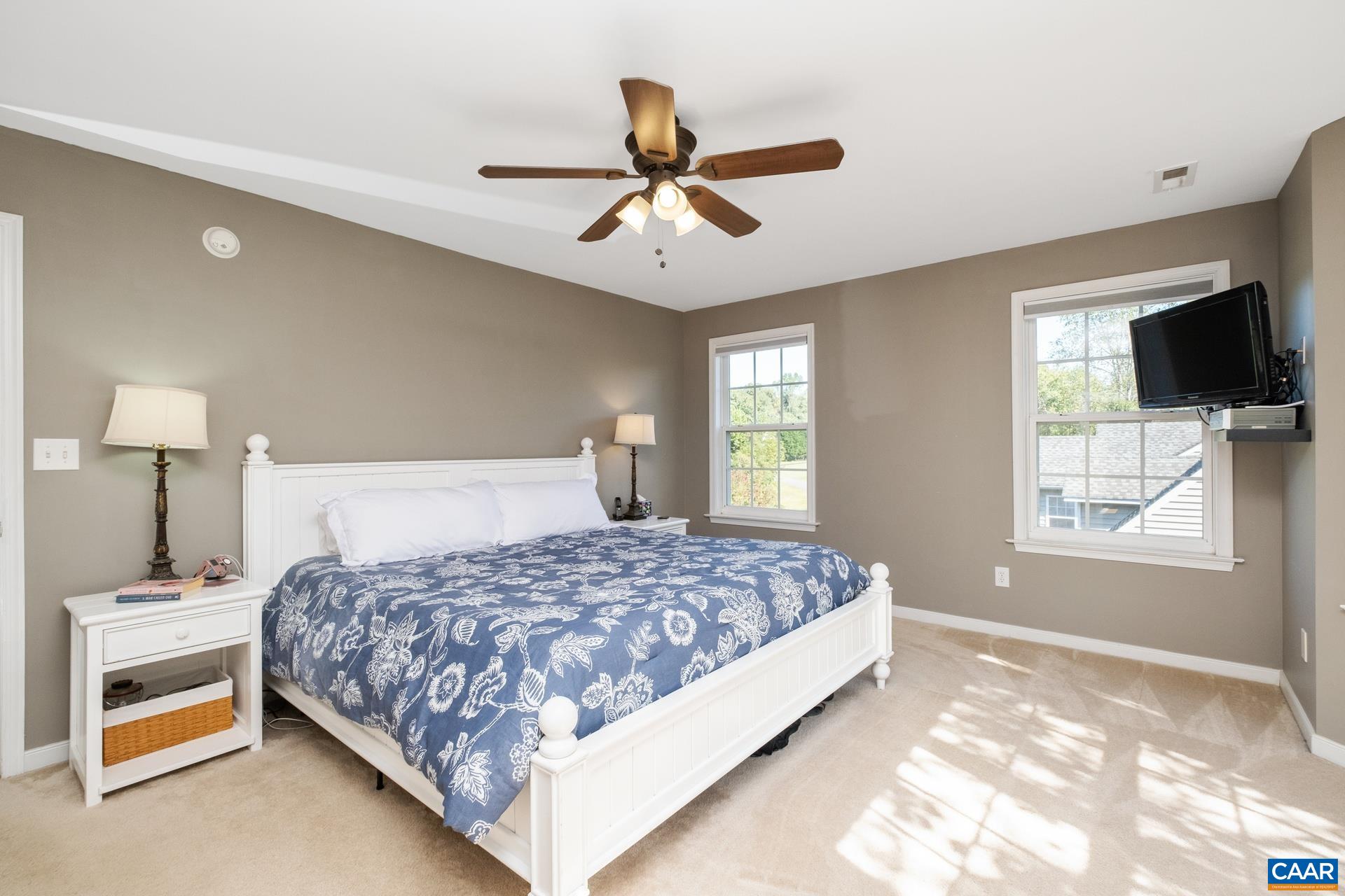 254 SOUTHRIDGE DR