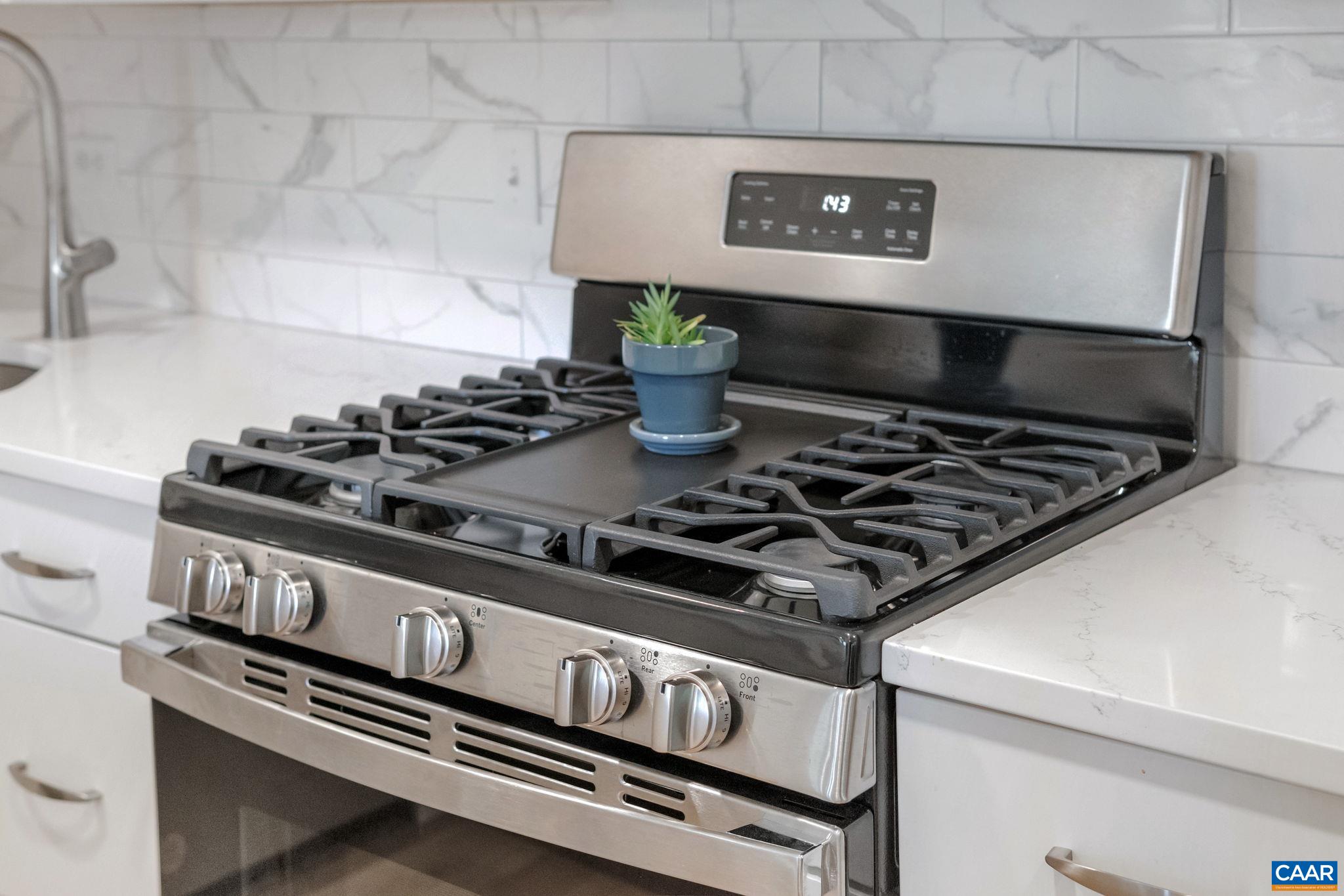 511 N 1ST ST Unit: 101