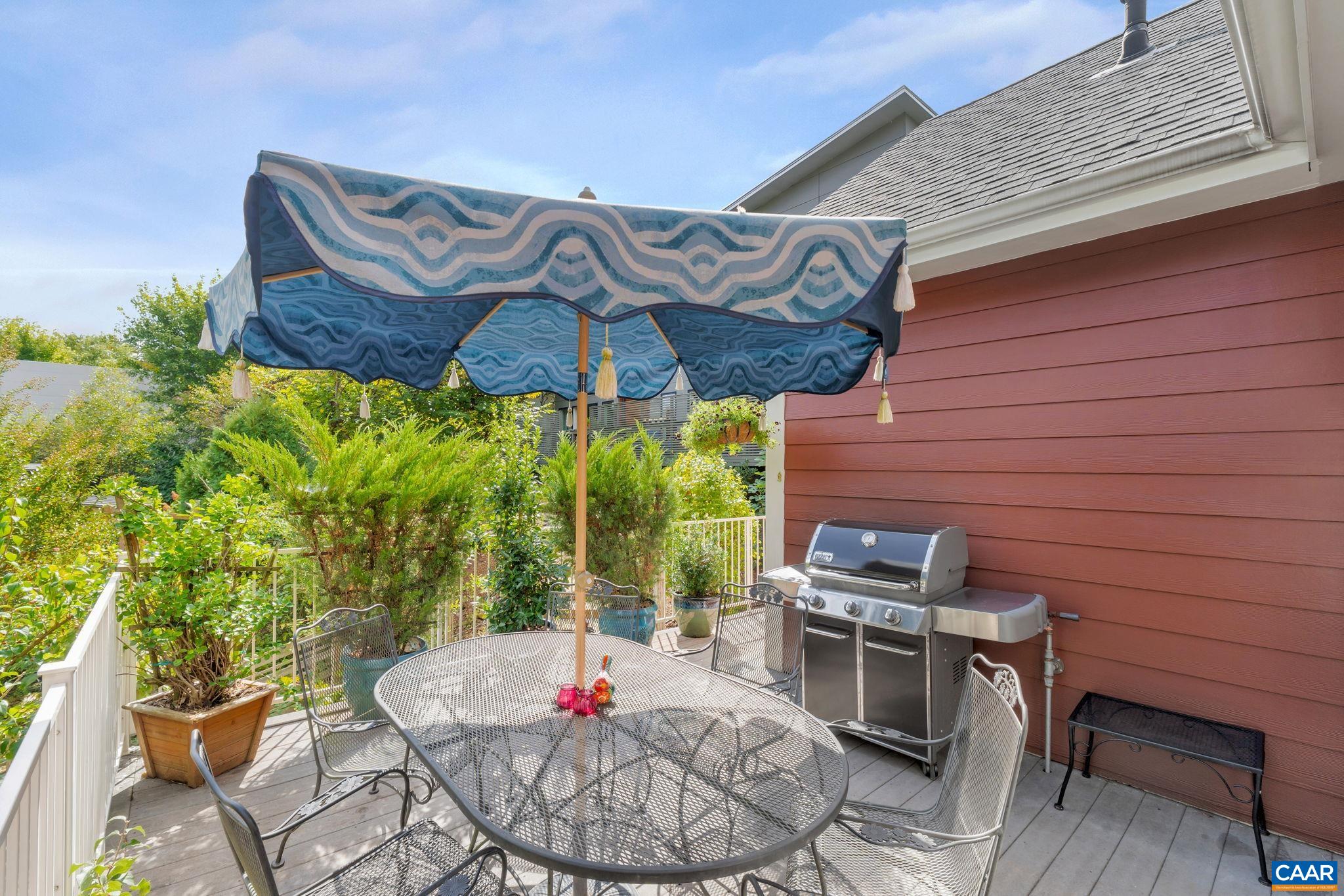 118 RIVERBLUFF CIR