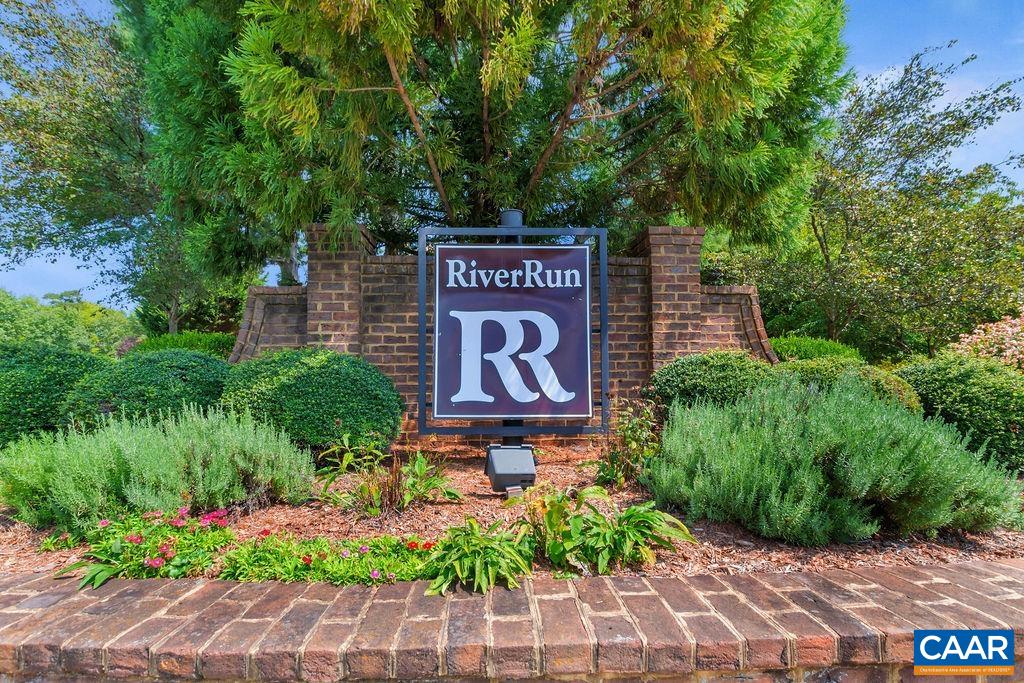728 EXTON CT