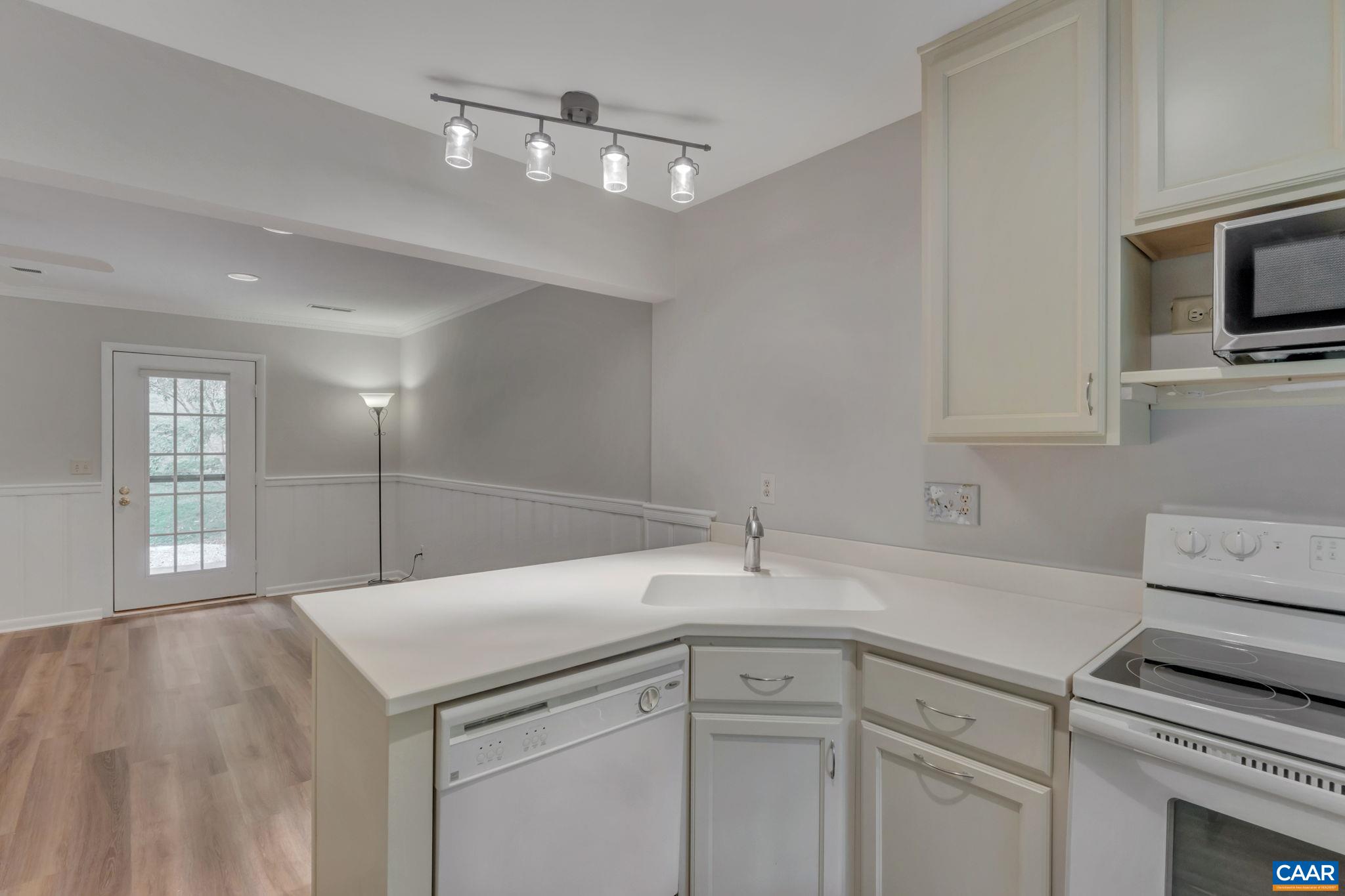 728 EXTON CT