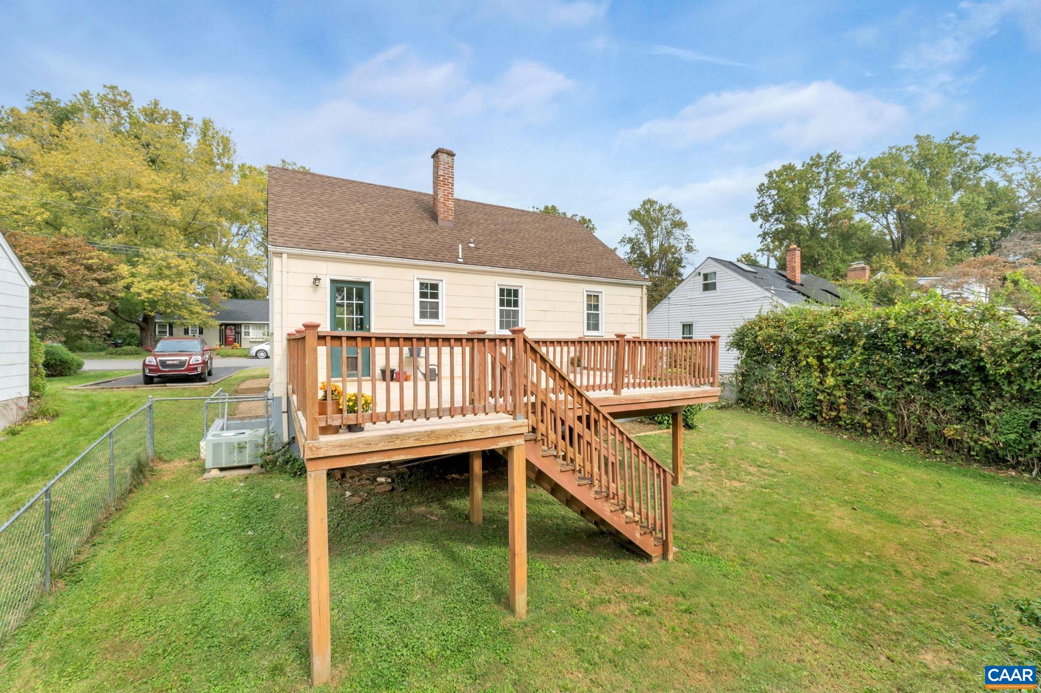 421 MOBILE LN