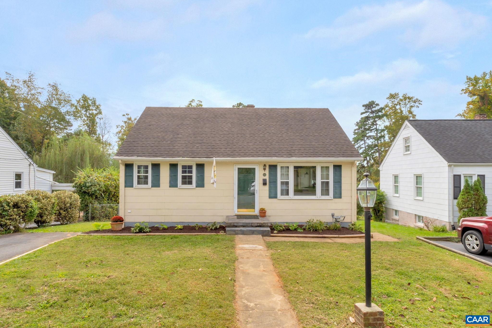 421 MOBILE LN