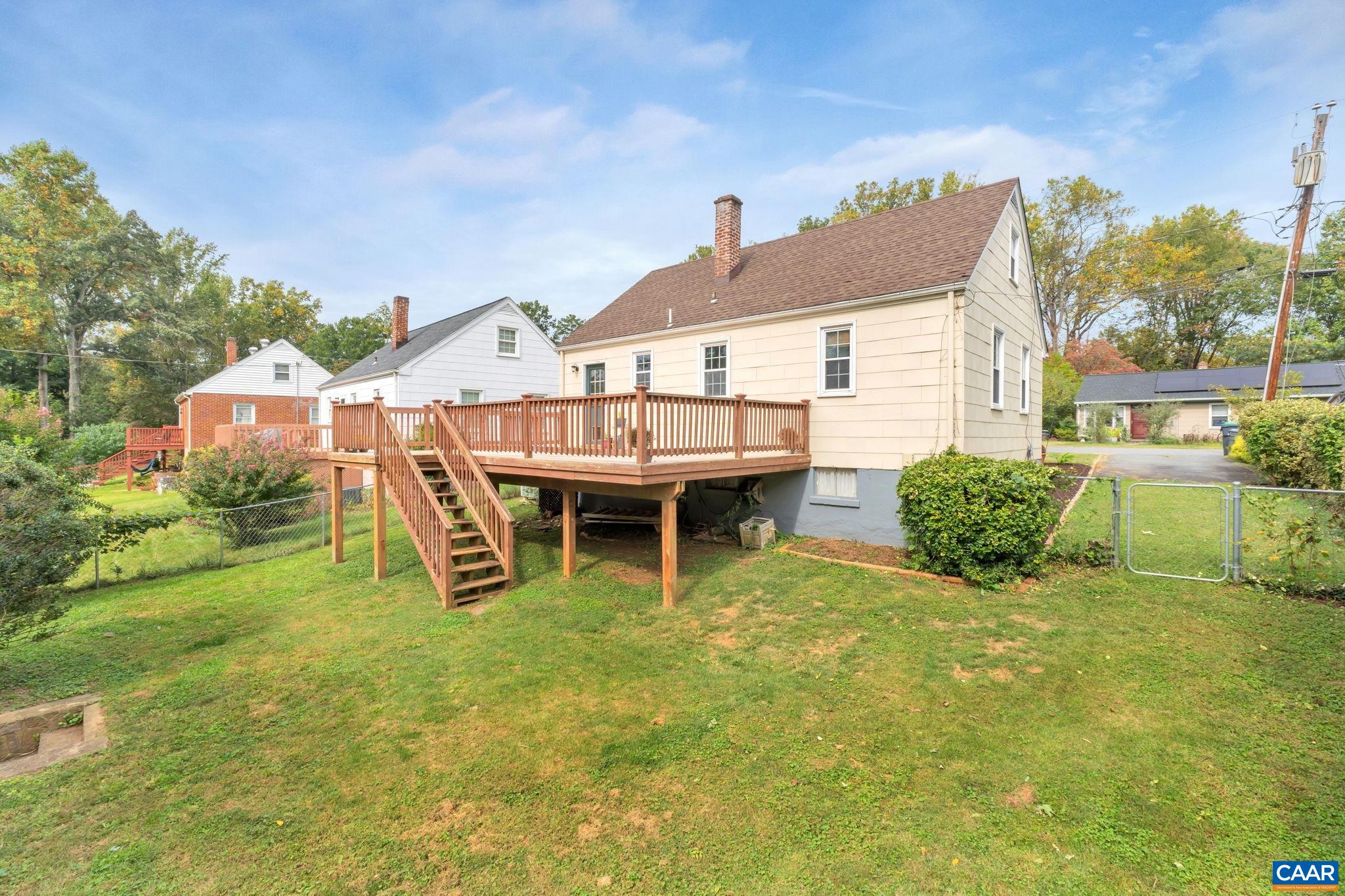421 MOBILE LN